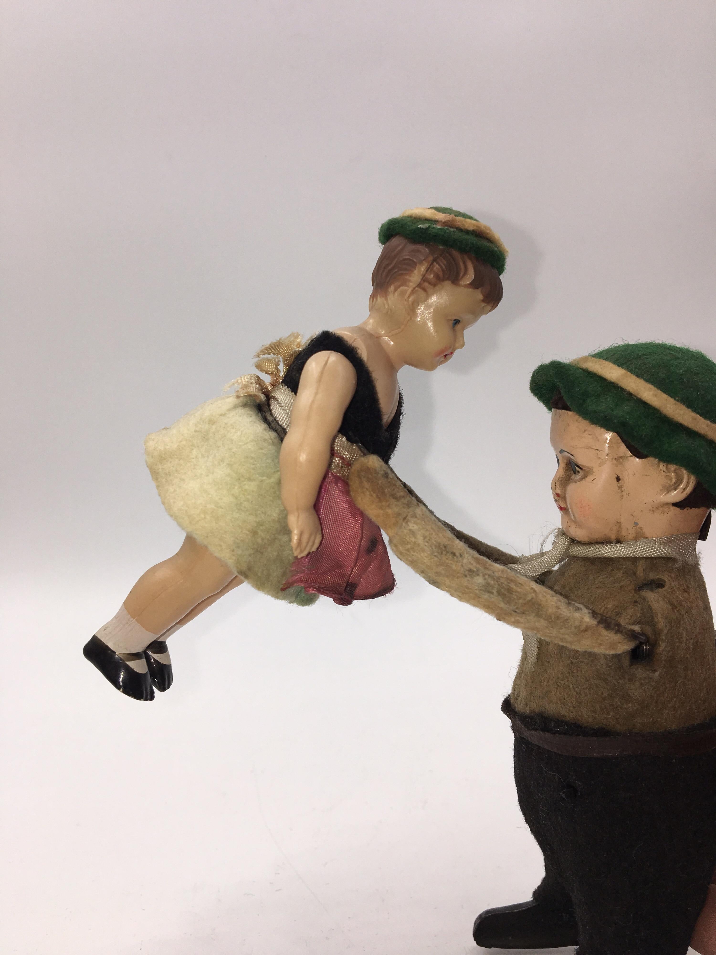 Vintage Schuco Wind Up Toy - Dancing German Couple, circa 1930 For Sale 2