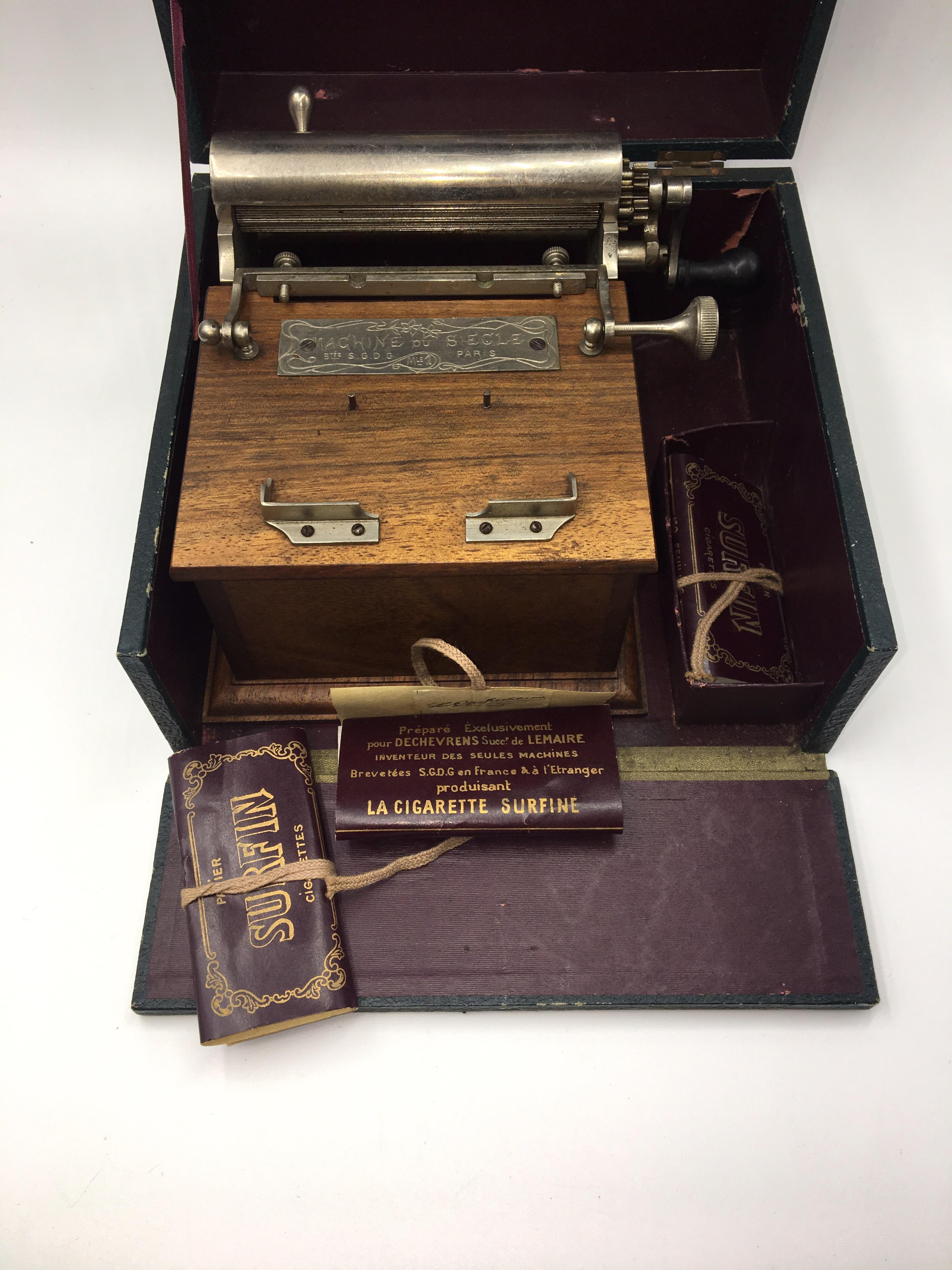 Very Rare 19th Century Cigarette Machine with Original Box, Du Siecle For Sale 2