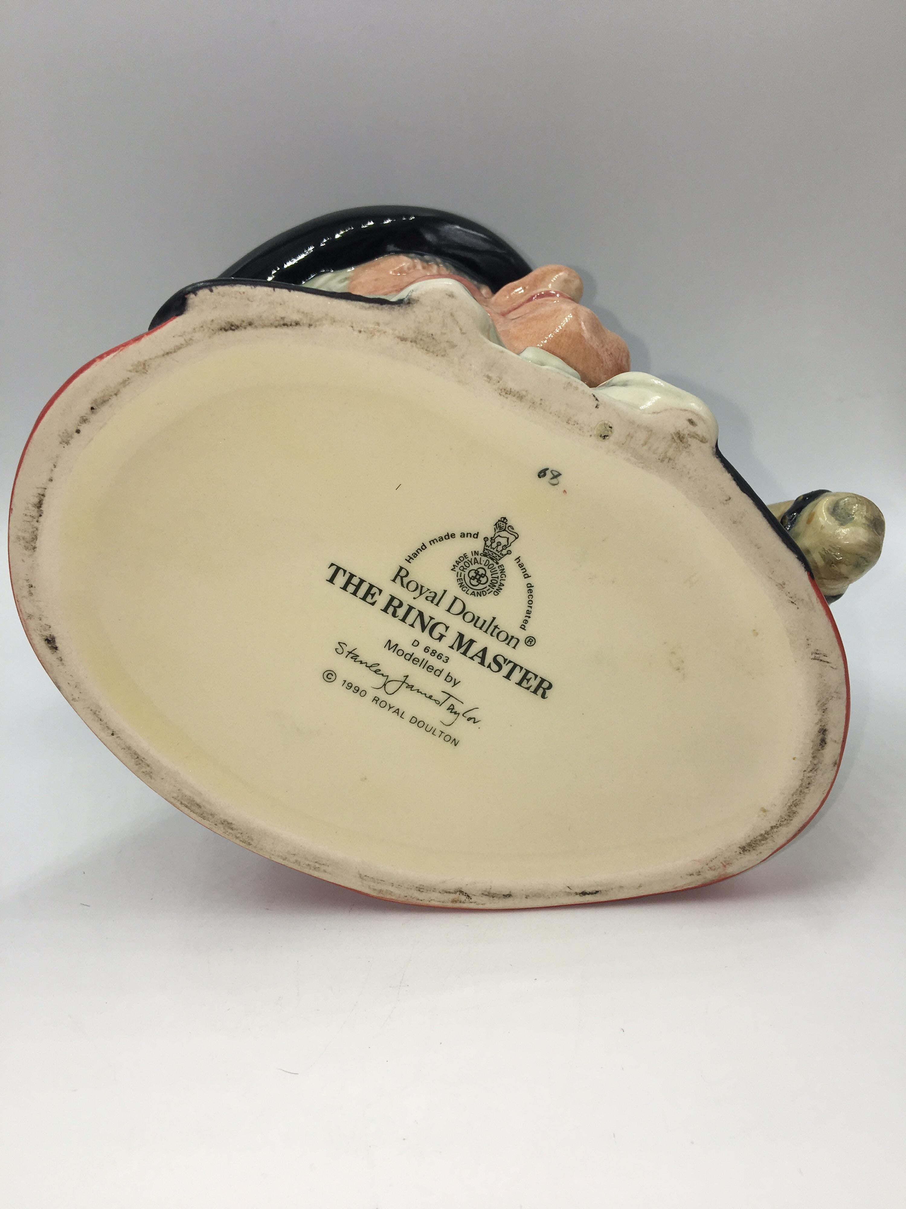 Royal Doulton Character Jug Ringmaster D6863, 1990 For Sale at 1stDibs