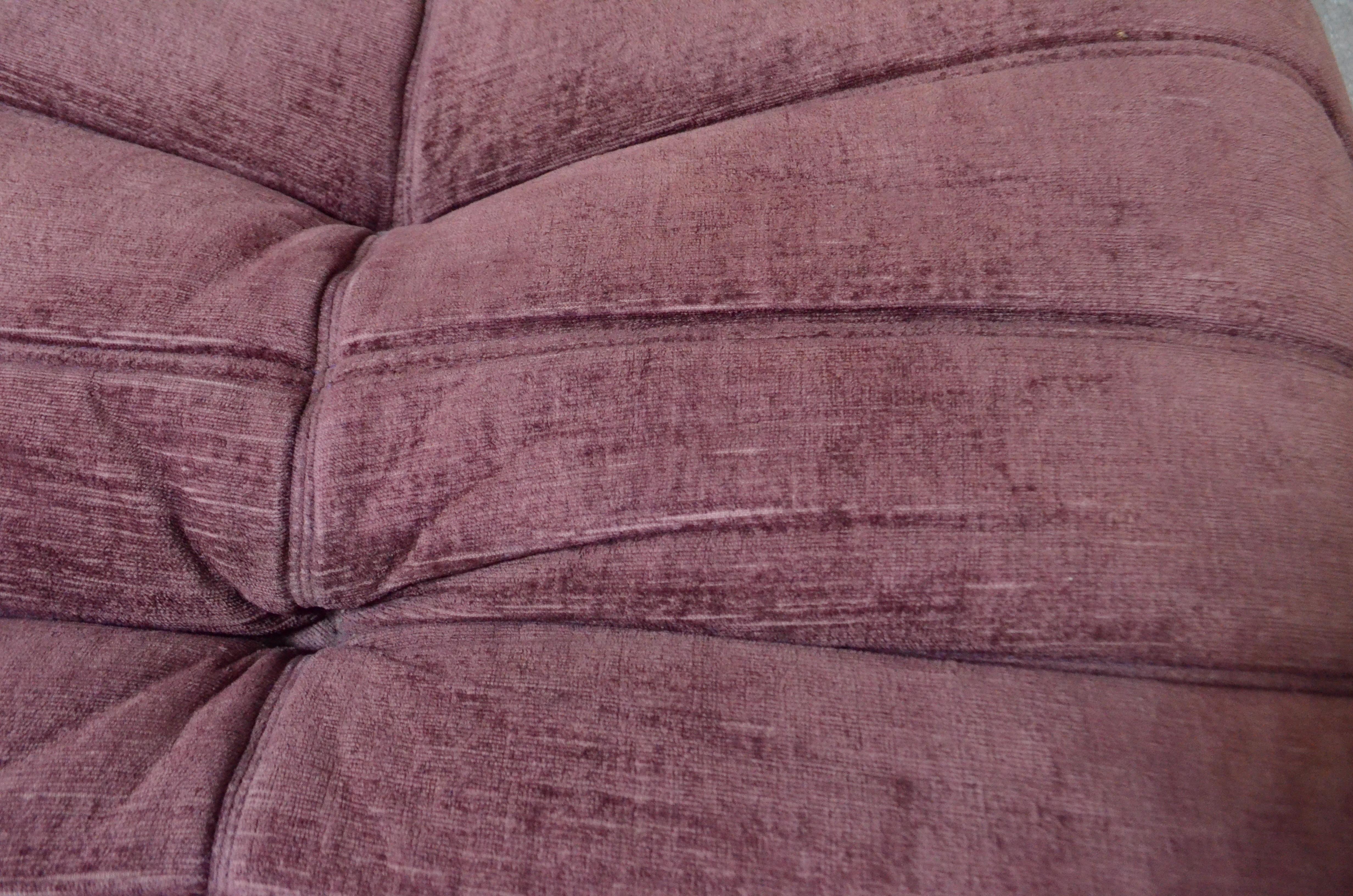 Ligne Roset Togo Pouf Ottoman Velour Violet 2