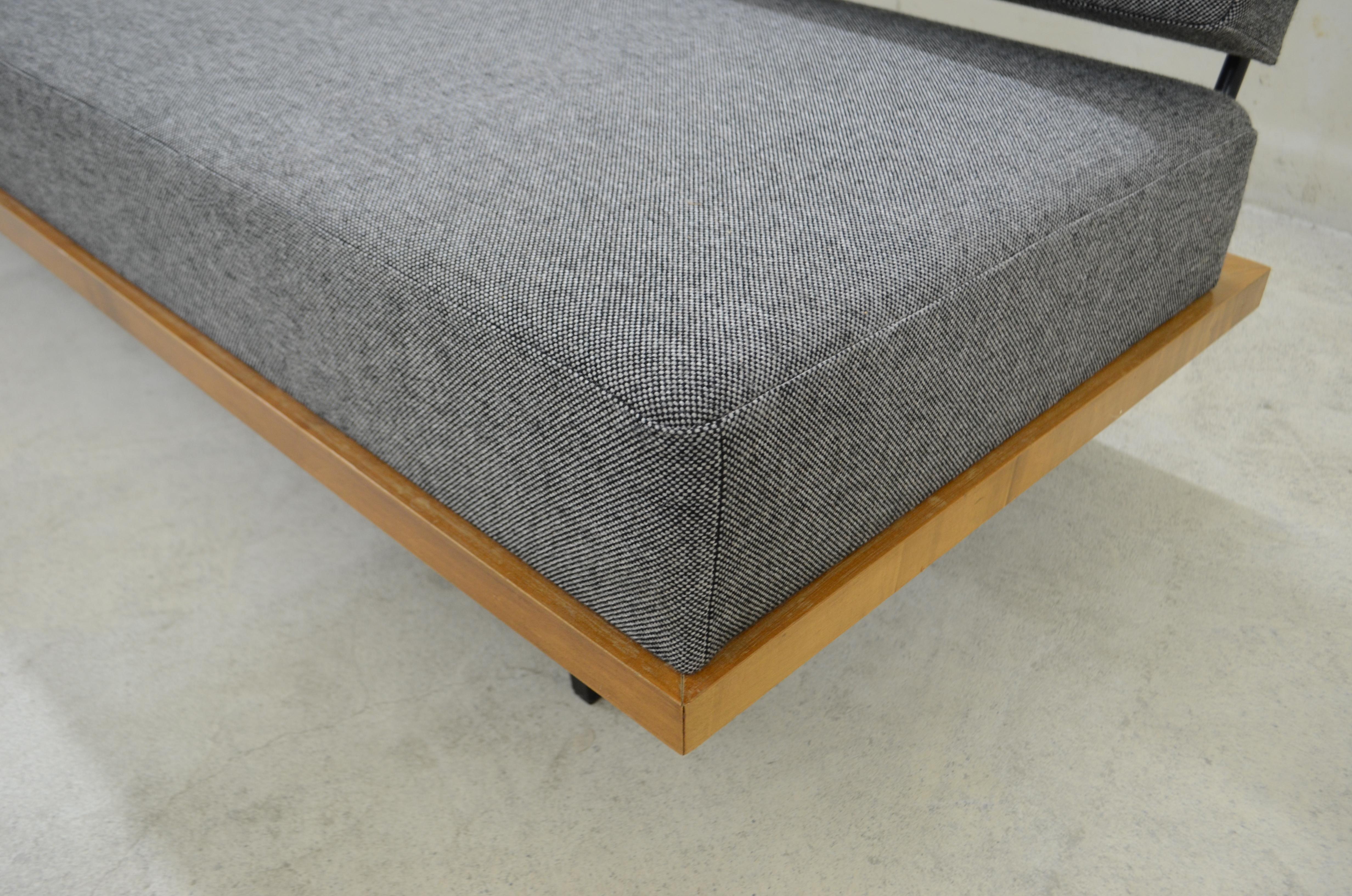 German 1950s Daybed by Josef Pentenrieder for Hans Kaufeld Sofa New Fabric In Good Condition In Munich, Bavaria