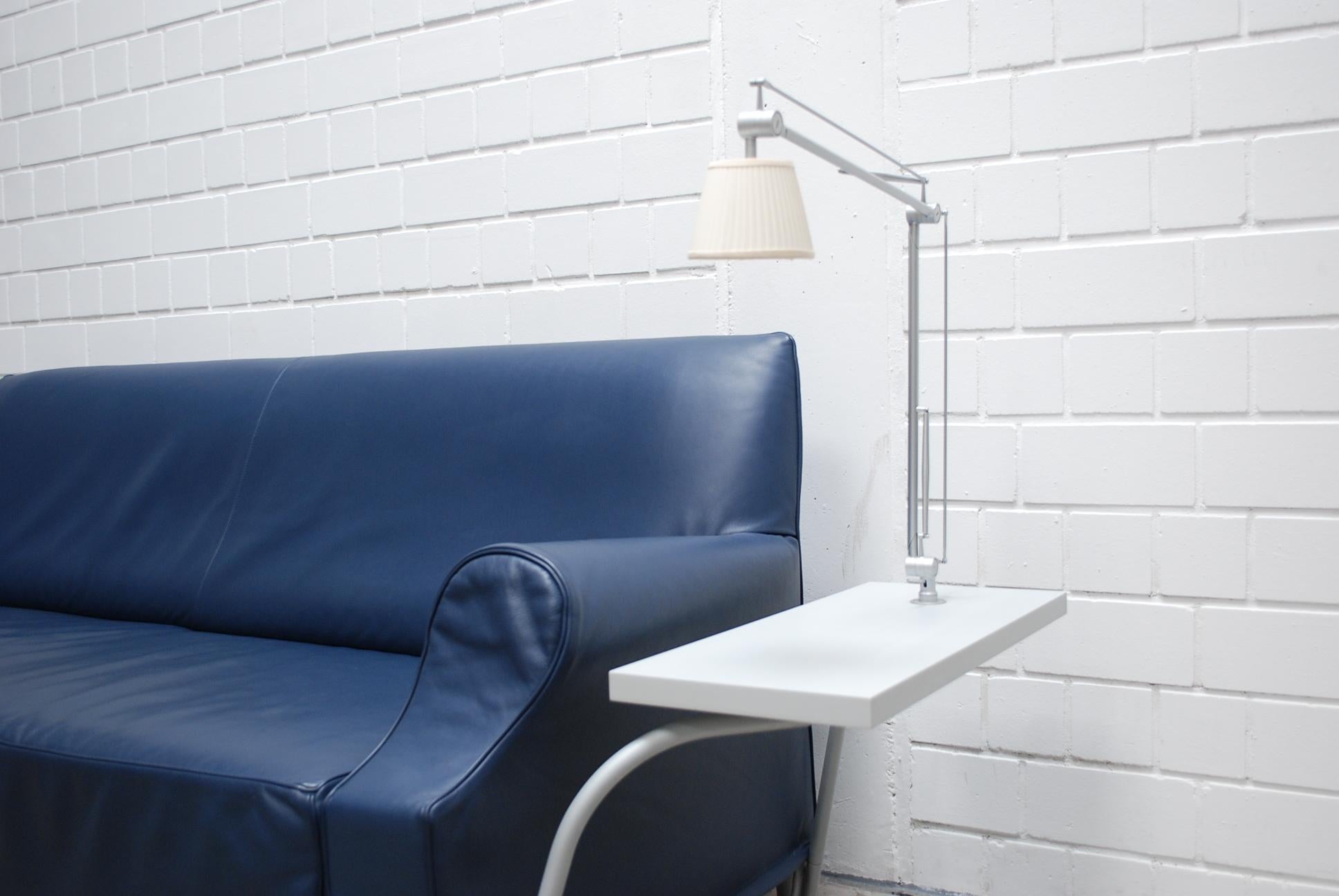 italien Lampe de canapé Cassina Lazy Design Philippe Starck avec Flos Archimoon en vente
