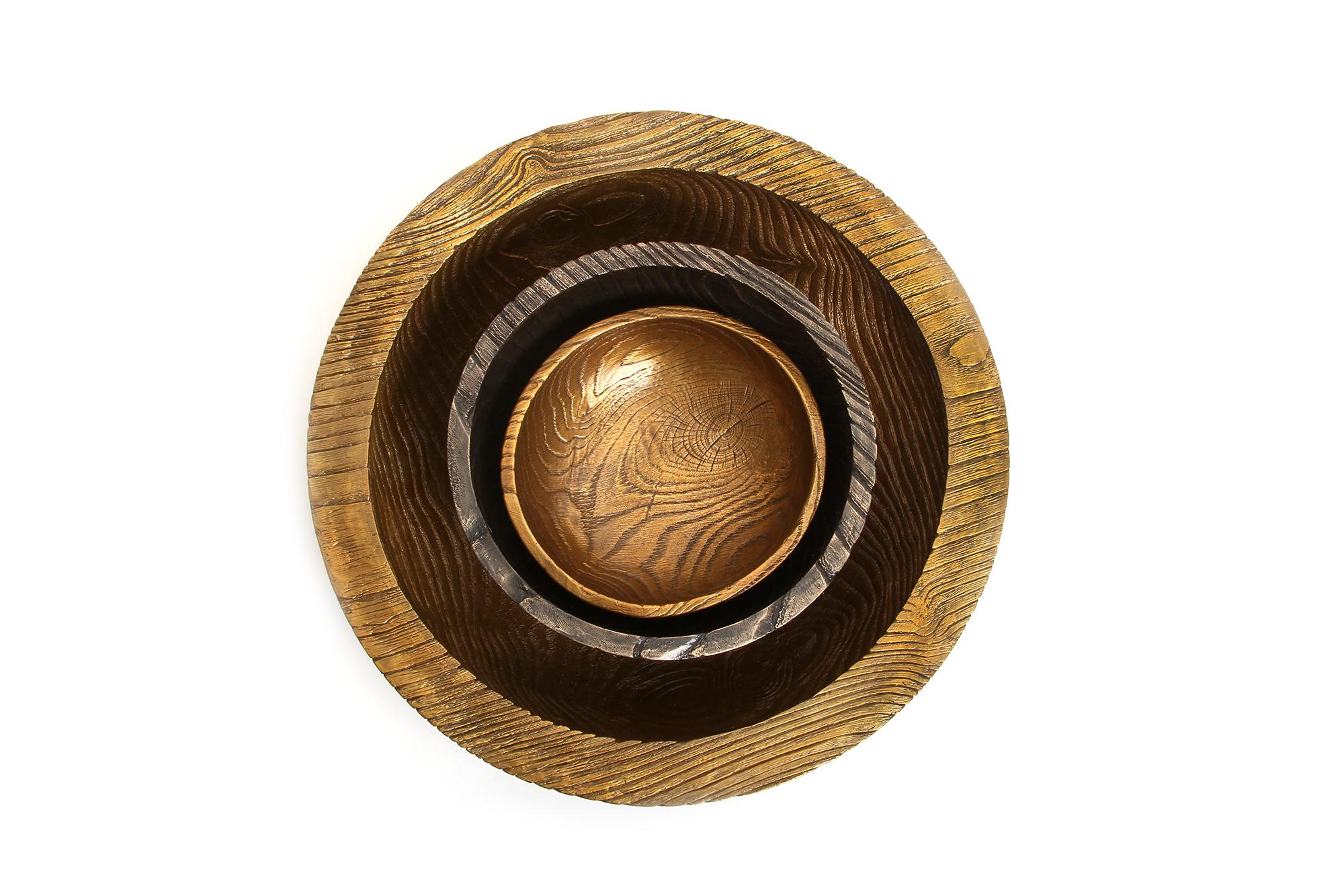 Solid Bronze Set ‘Everest’, ‘Alpine’ and ‘Flora’ Bowls with Wood Grain Texture (amerikanisch) im Angebot
