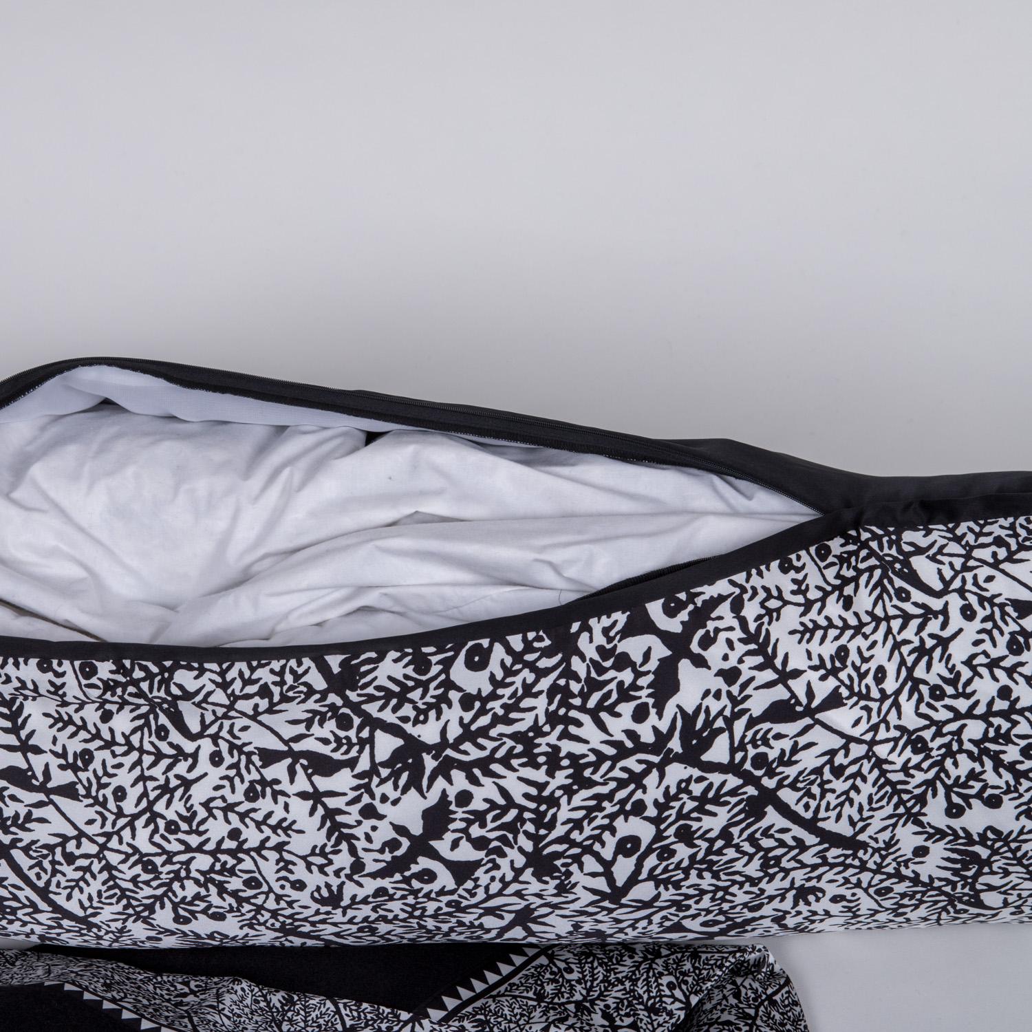 Maßgefertigte luxuriöse Emilie King-Deckendecke aus 100 % Merinowolle mit Body-Kissen (Wolle) im Angebot