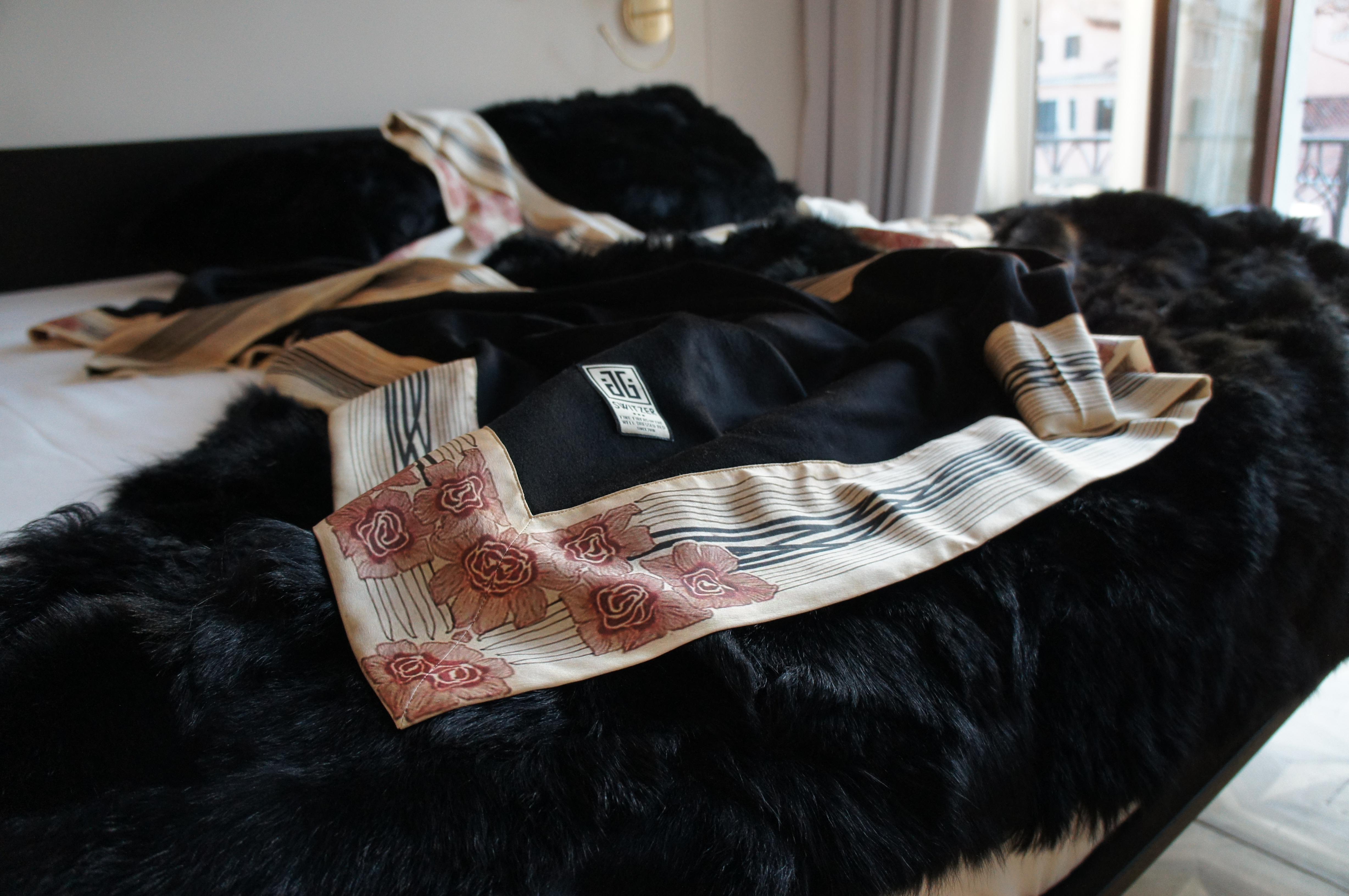 Luxury Cashmere Blanket 
