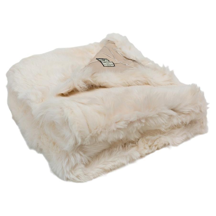JG Switzer Toscana White Sheep Blanket Unlined, Large Size For Sale