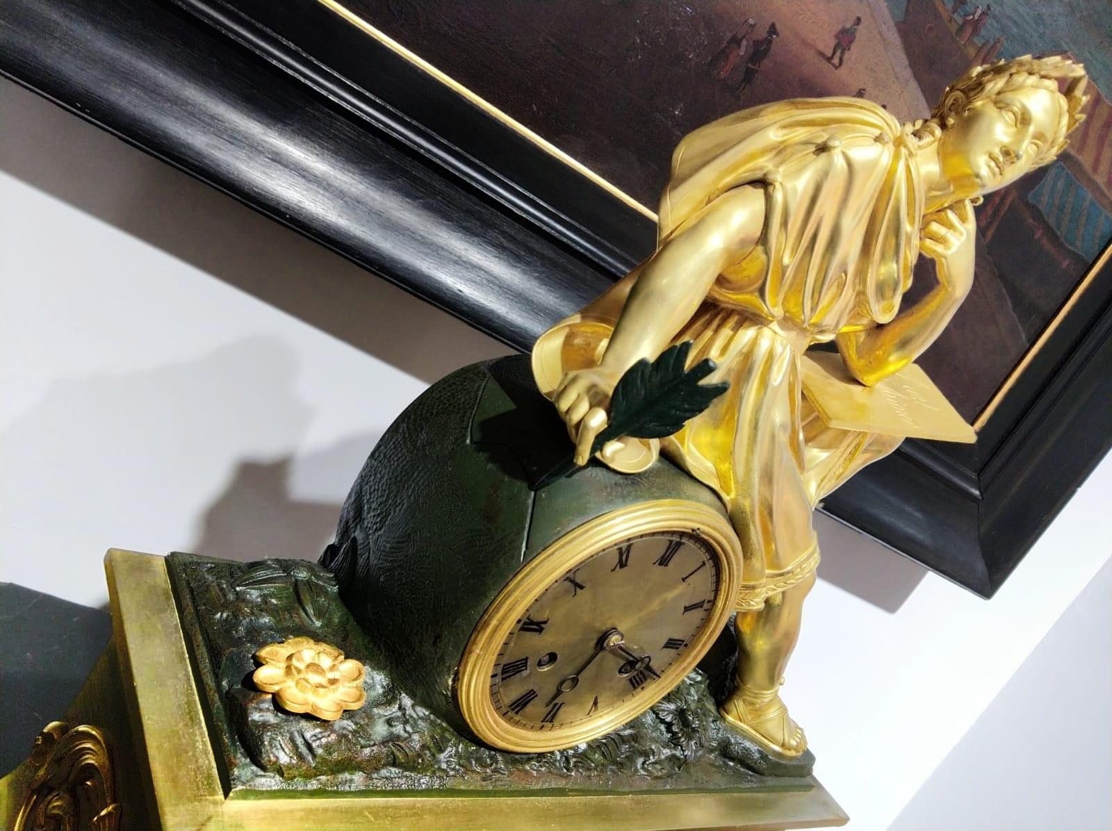 19th Century Gilt Bronze Ormolu Mantel Clock Ovid Ars Amatoria by Honoré Pons In Good Condition In Toledo, Castilla La Mancha