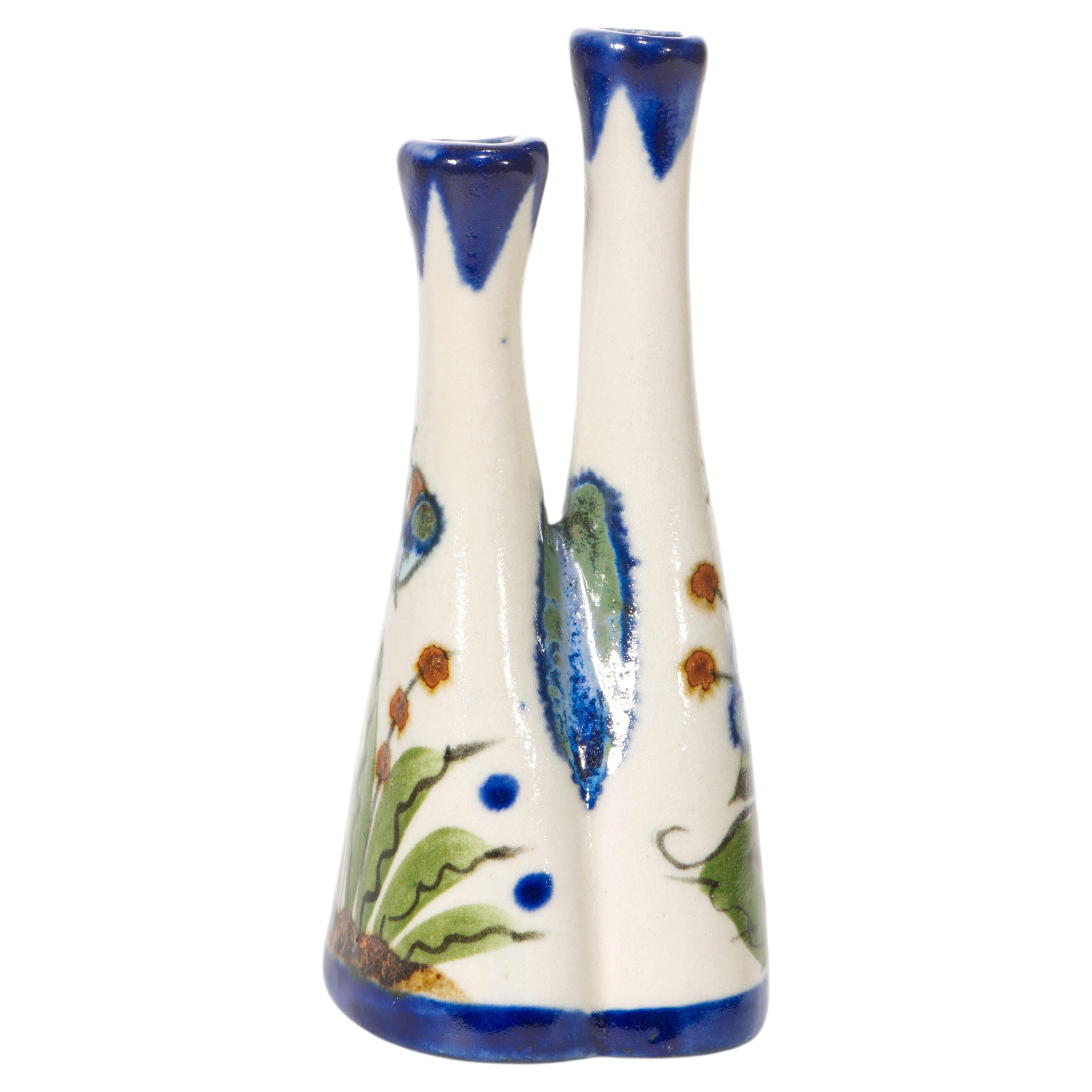 Is all Tonala pottery signed?
