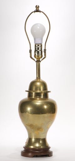 Chinoiserie Sculptural Brass Urn Table Lamp, 1960s