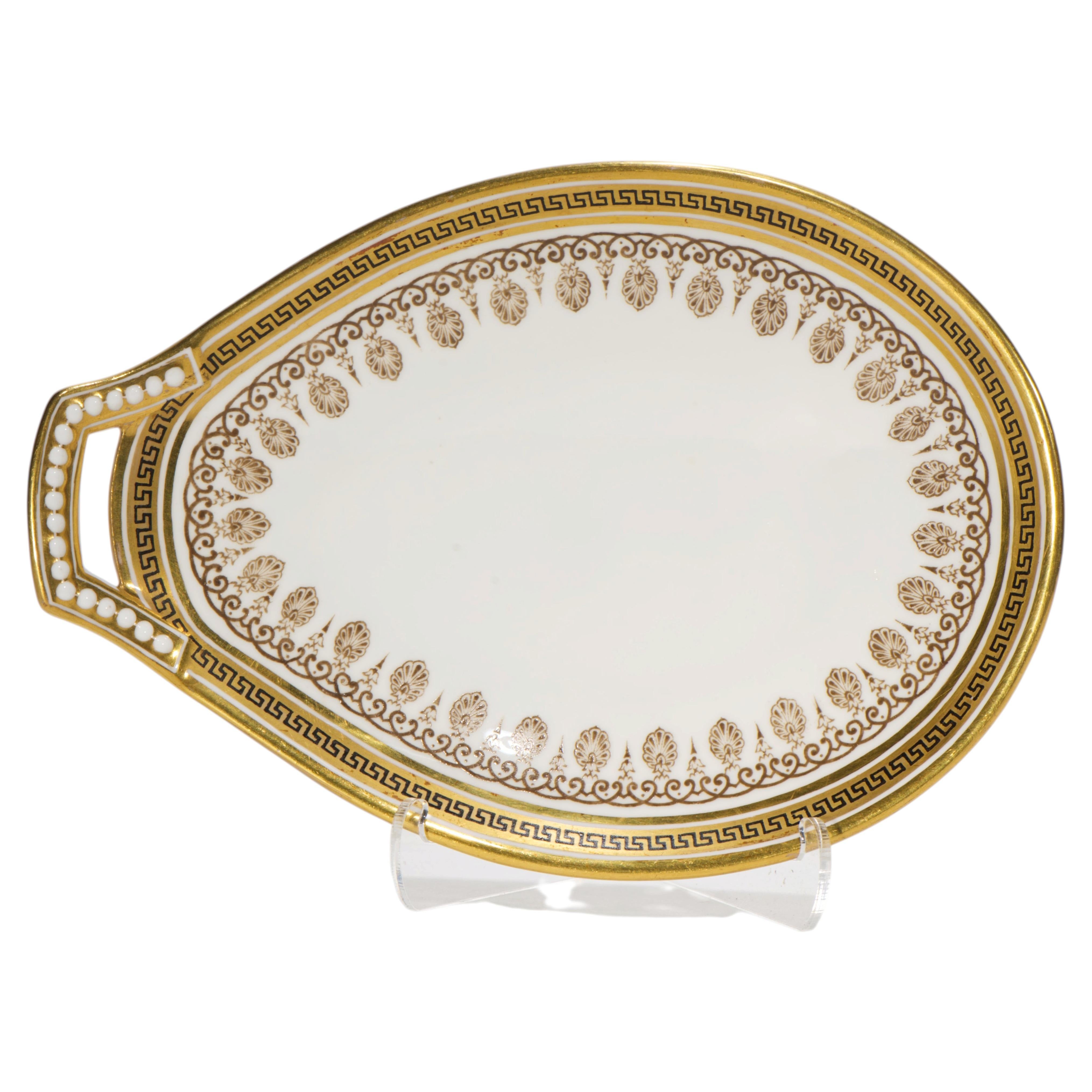 Davis Collamore & Co Ltd. Serveware, Ceramics, Silver and Glass