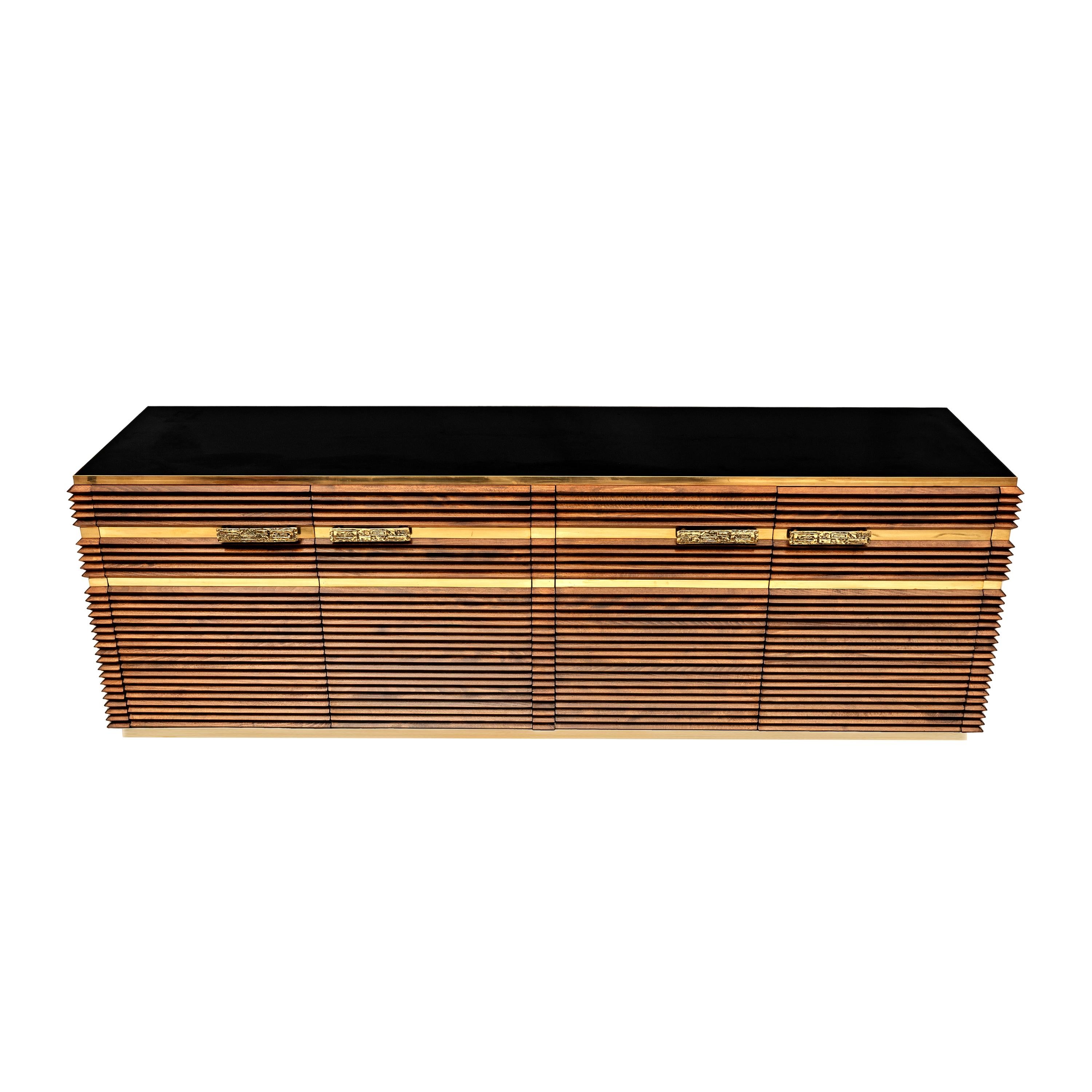 Mid-Century moderno Credenza italiana moderna di metà secolo in ottone e teak, anni '70 in vendita
