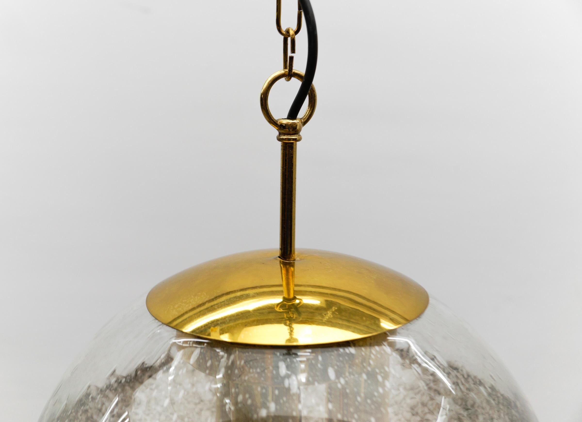 Graziosa lampada a sospensione a sfera in vetro di Murano - Germania anni '60 in vendita 9