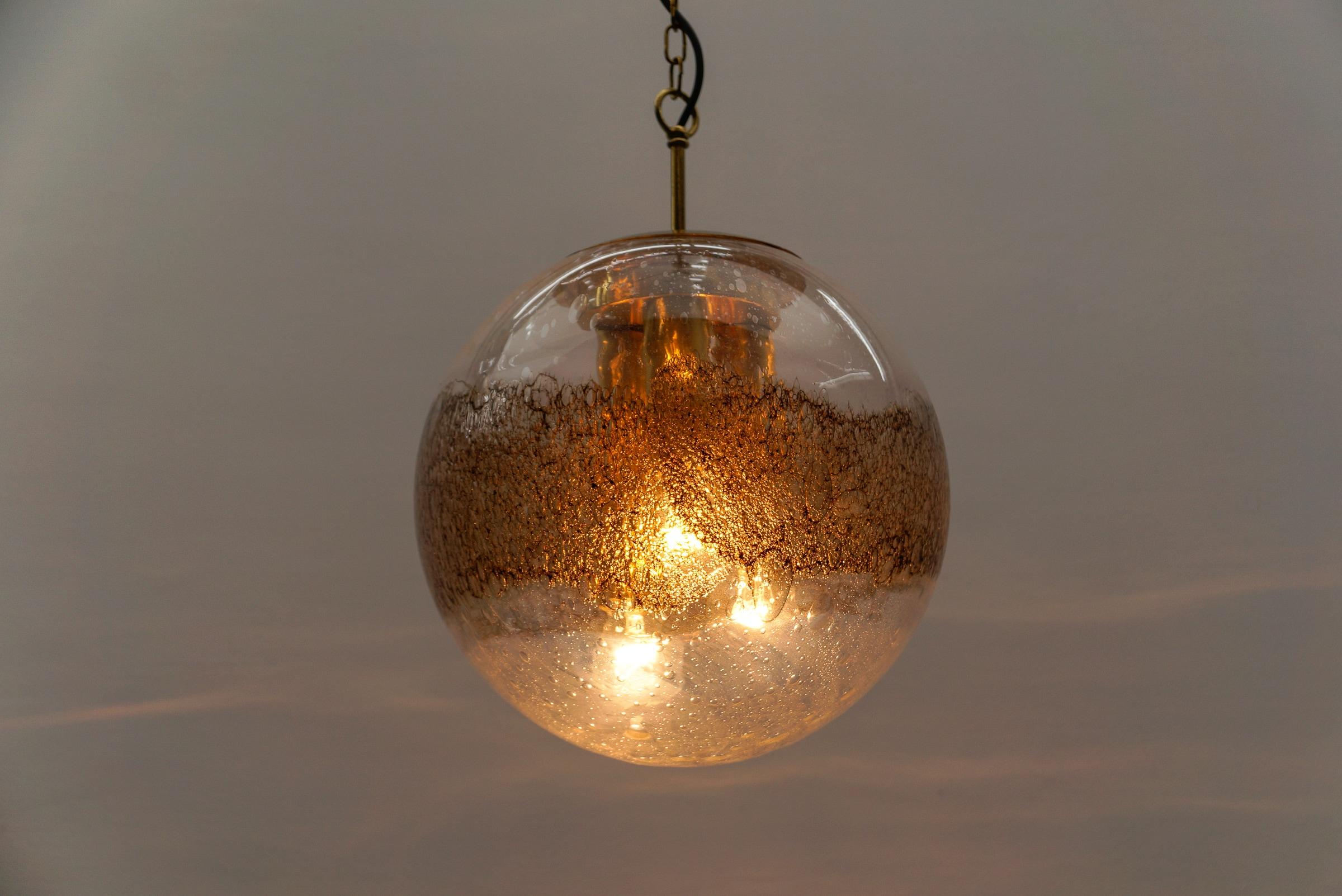 Graziosa lampada a sospensione a sfera in vetro di Murano - Germania anni '60 in vendita 4