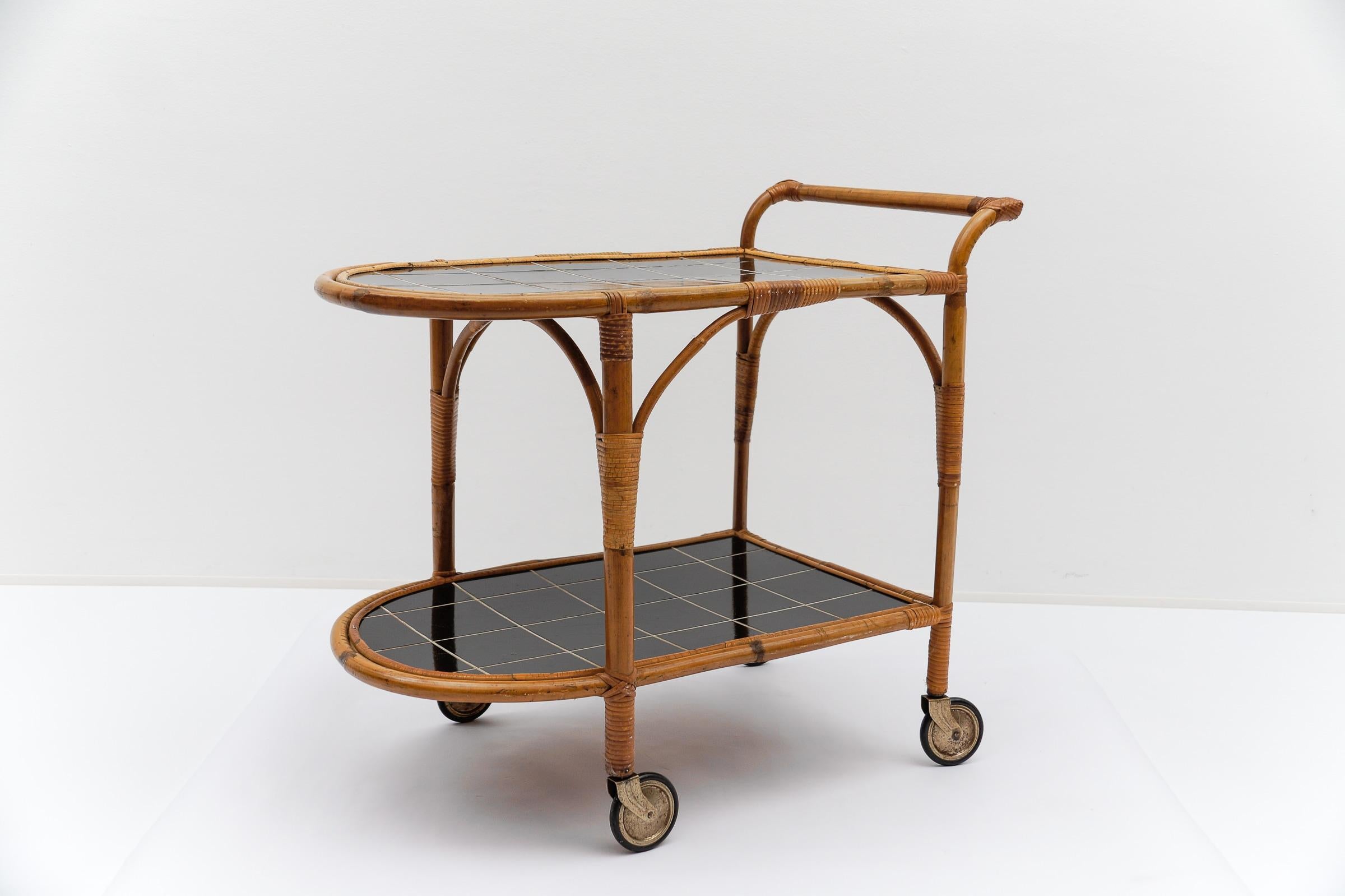 Italian Bamboo and Rattan Bar Cart Serving Trolley, 1950s Italy For Sale