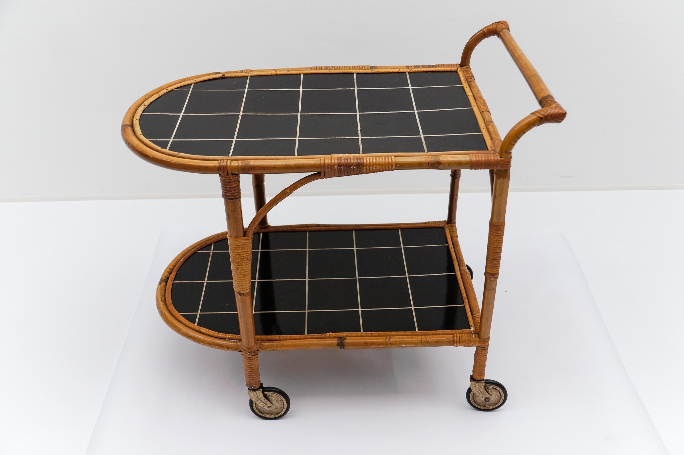 Bamboo and Rattan Bar Cart Serving Trolley, 1950s Italy For Sale 2