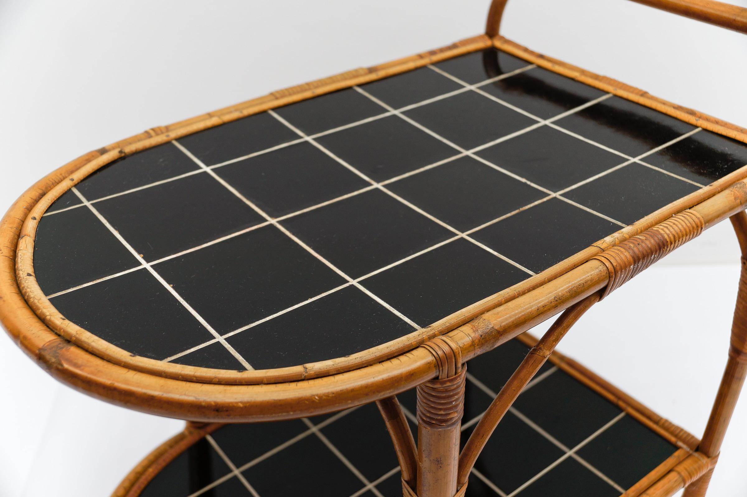 Bamboo and Rattan Bar Cart Serving Trolley, 1950s Italy For Sale 3