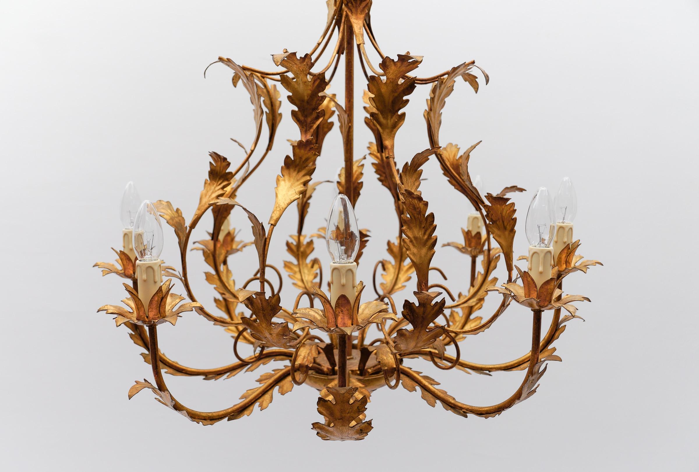 Enorme lampada da soffitto floreale a 8 luci di Hans Kögl, Germania, anni '70 in vendita 3