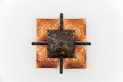 Handmade Mid-Century Modern wall lamp made in iron and copper, 1960s Austria
