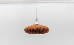 Wunderschöne Pendelleuchte im Mid-Century-Modern-Stil aus Rattan, 1960er Jahre