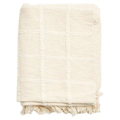 Grand jeté de coton blanc texturé, tissé à la main