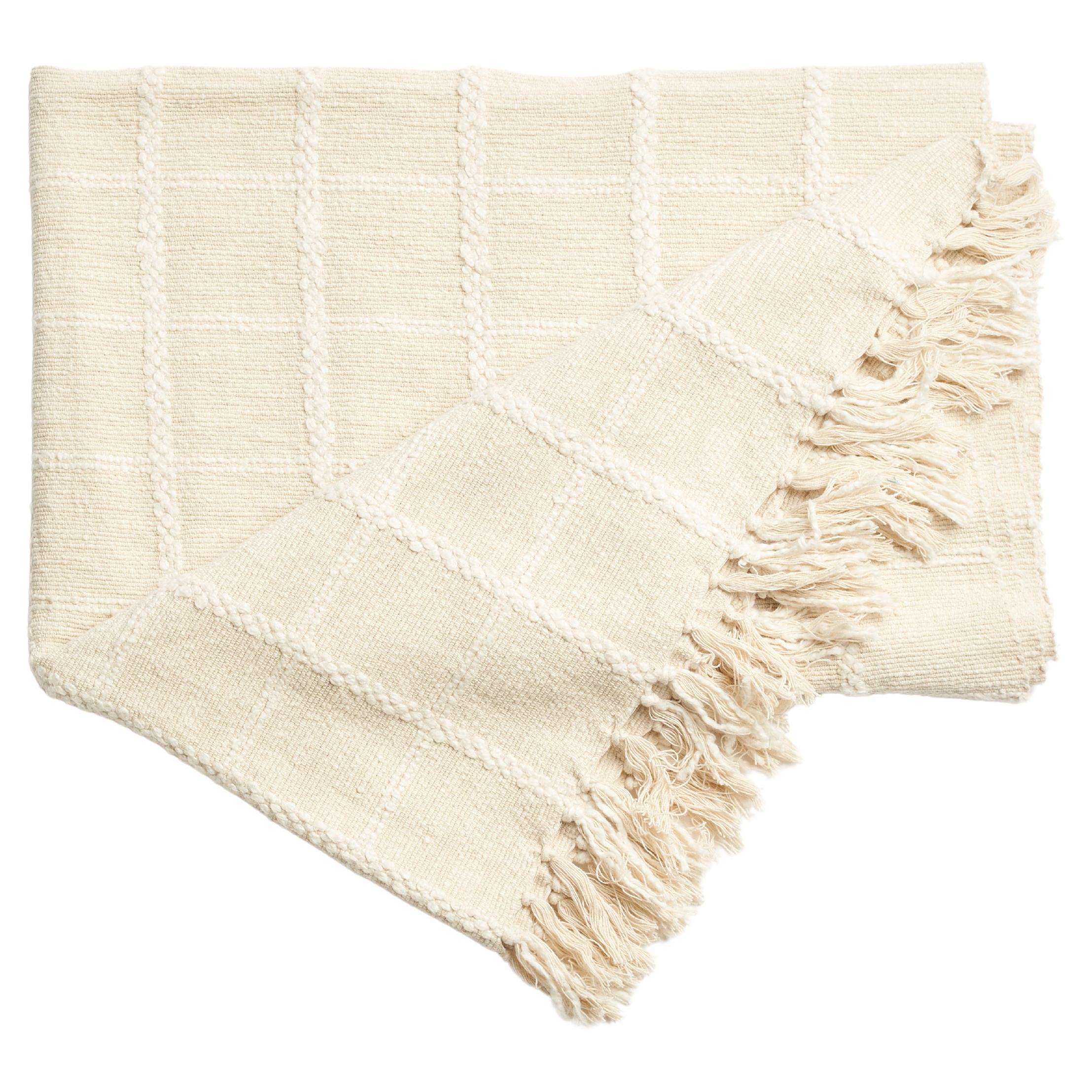 White Seashell Handloom Textured Cotton Weighted Large Throw For Sale
