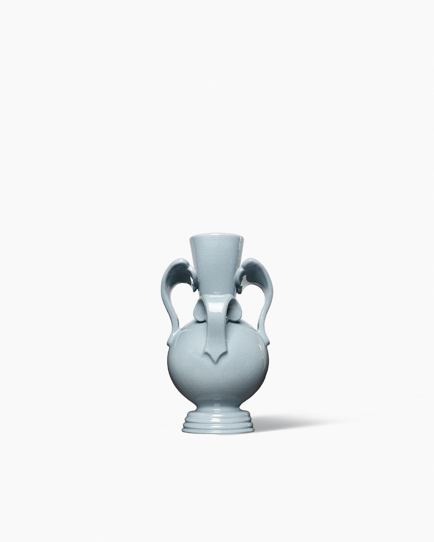 Inspired by the shapes of ancient jugs, the floral handles pay tribute to some pieces preserved in the Bitossi Historical Archive.

All Bitossi ceramics are entirely handmade by our artisans at every stage of the production process. Delivery times