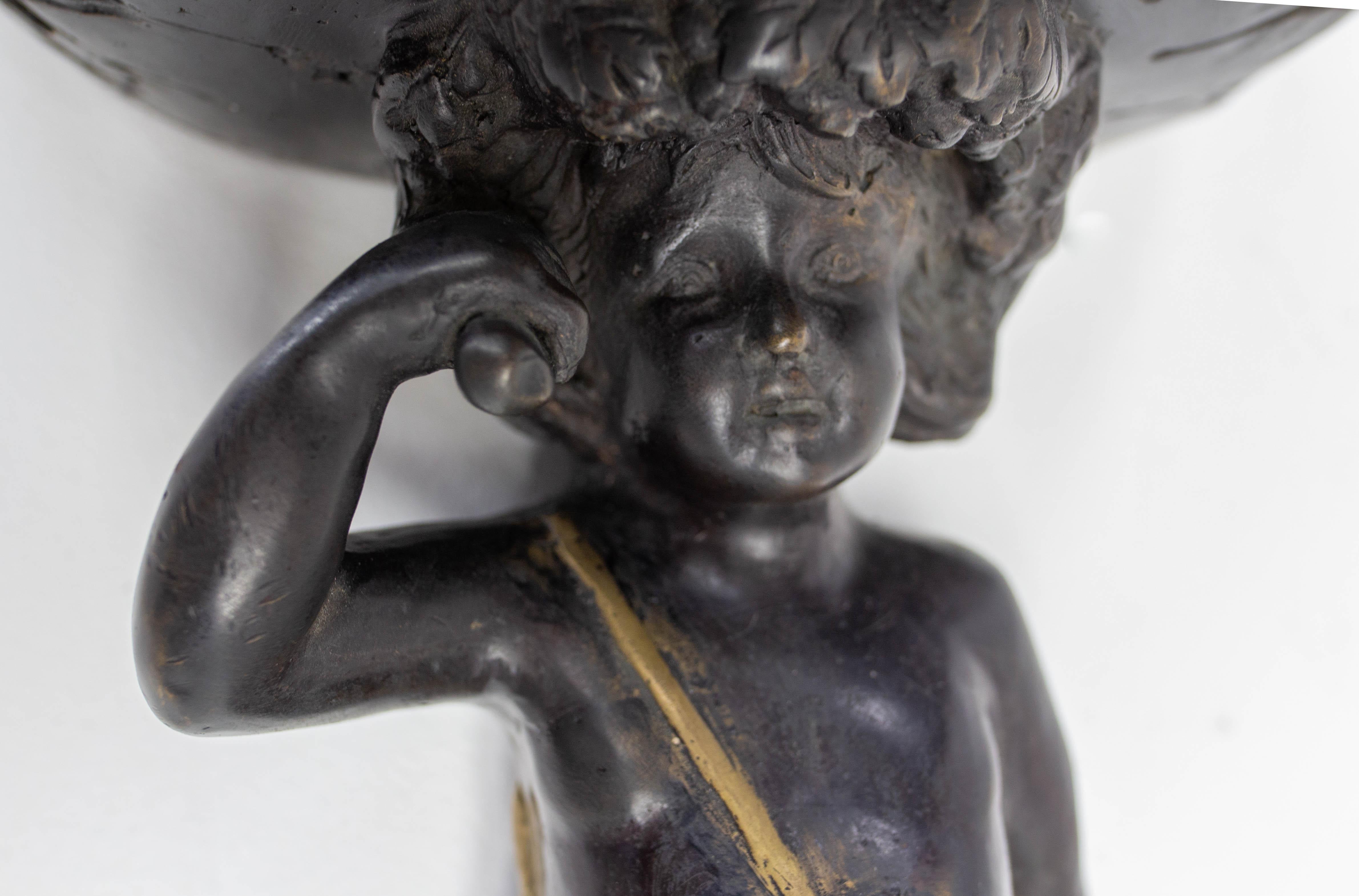 Bronzo francese Jean-Baptiste Carpeaux che regge un grande vaso circa 1850 in vendita 2