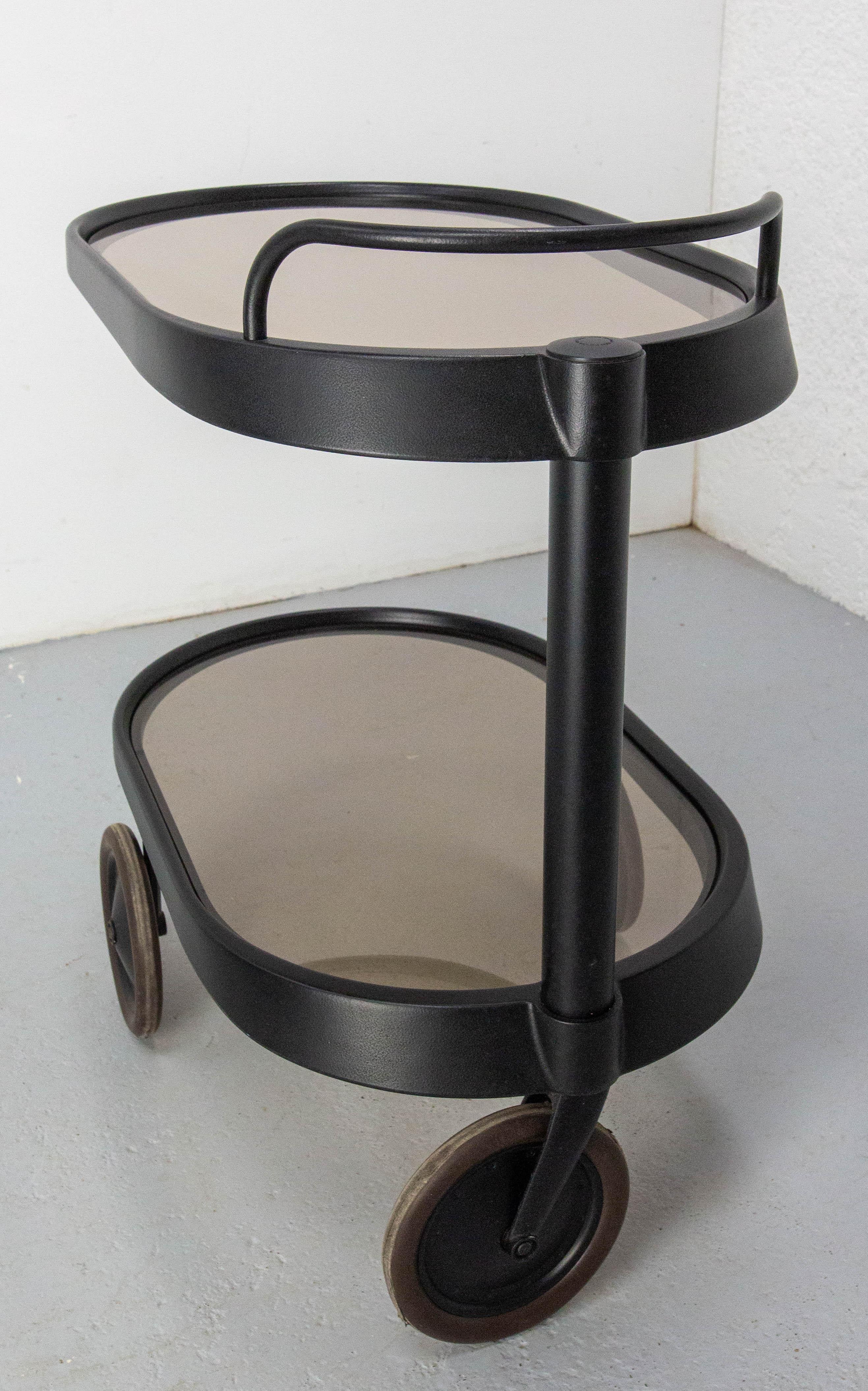 Italian Smoked Glass & Metal Serving Trolley by Enzo Mari for Alessi, circa 1980 In Good Condition For Sale In Labrit, Landes