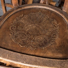 Sillas de comedor francesas de estilo rústico clásico de roble de mediados de los años 50: hay buenas cantidades disponibles