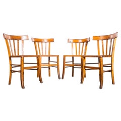 Chaises de salle à manger de style fermier à devant plat des années 1950 – Lot de quatre