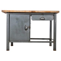 Scrivania da officina in stile industriale vintage degli anni ’60