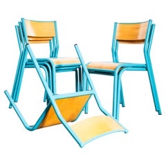 Französische Mullca-Stapelstühle aus den 1960er Jahren – Kinderstühle – Modell 510 in leuchtendem Blau – Set