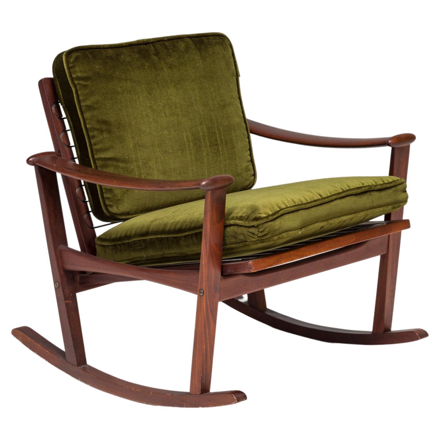 M Nissen for Pastoe Mid-Century Teak Spade Dark Green Rocking Chair, 1960s For Sale