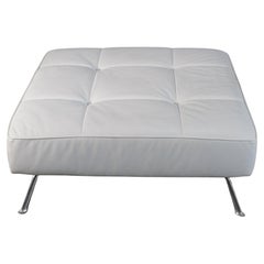 Reposapiés Ligne Roset Smala de Pascal Mourgue