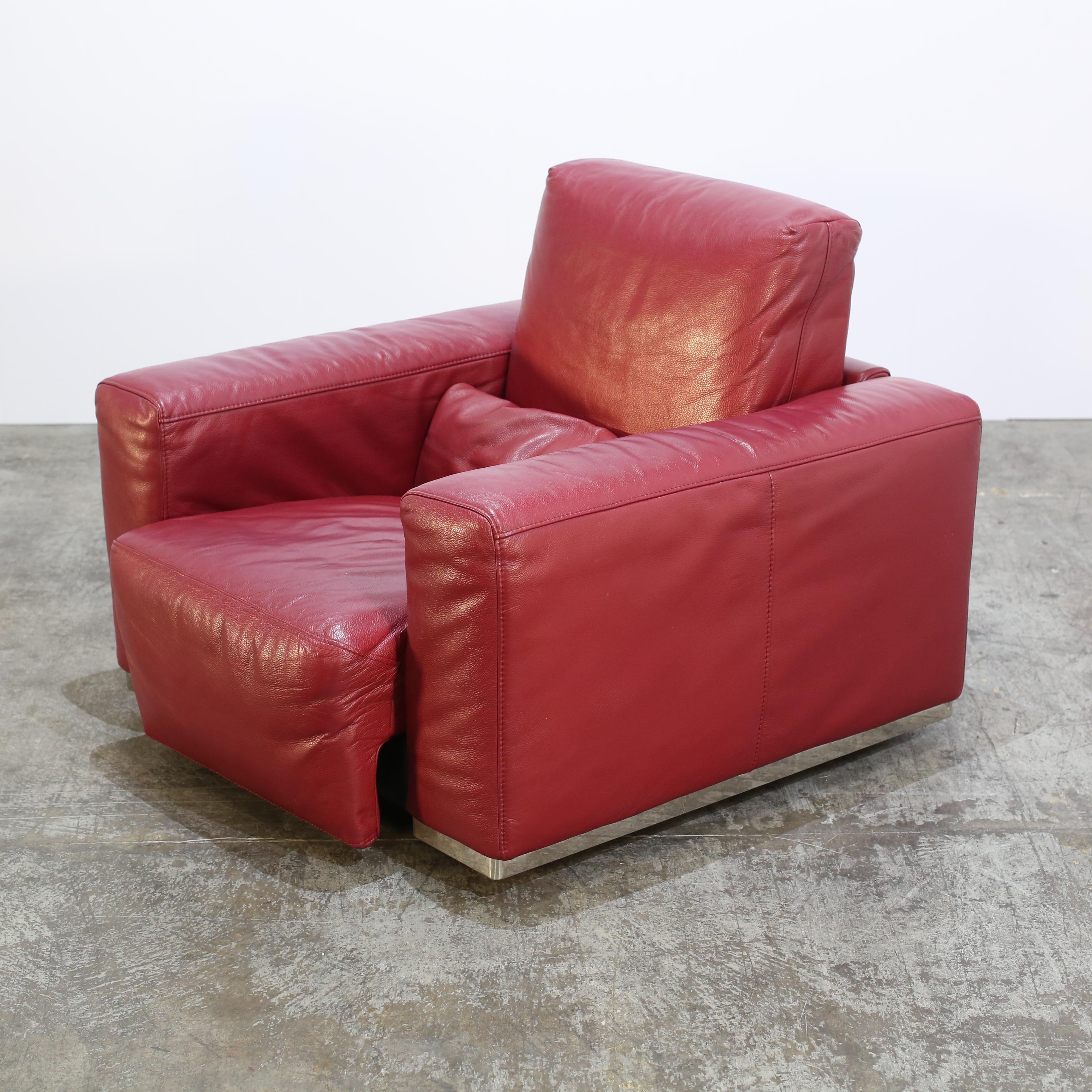Kesterport Red Leather Armchair For Sale 2