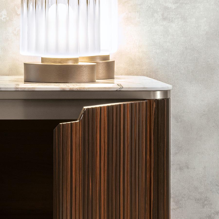 Buffet Luxor italiano Giorgio Collection con encimera de mármol en Nuevo estado para la venta en New York, NY