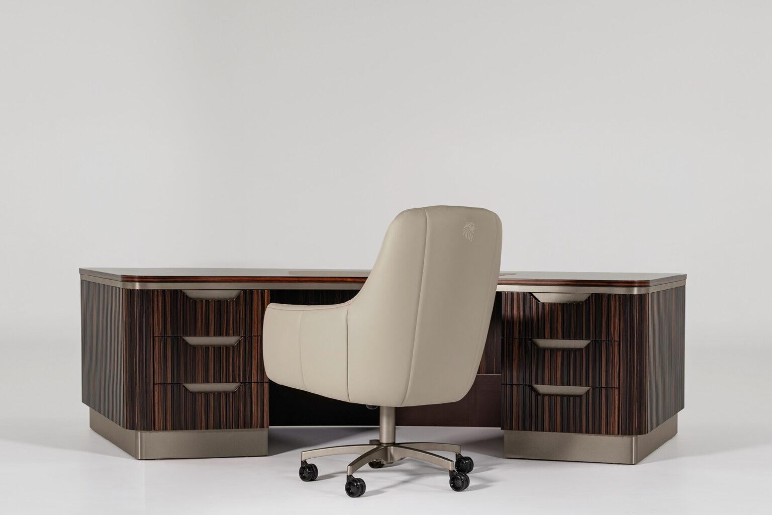 Giorgio Collection Italian Luxor Ebony Makassar Presidential desk Neuf - En vente à New York, NY