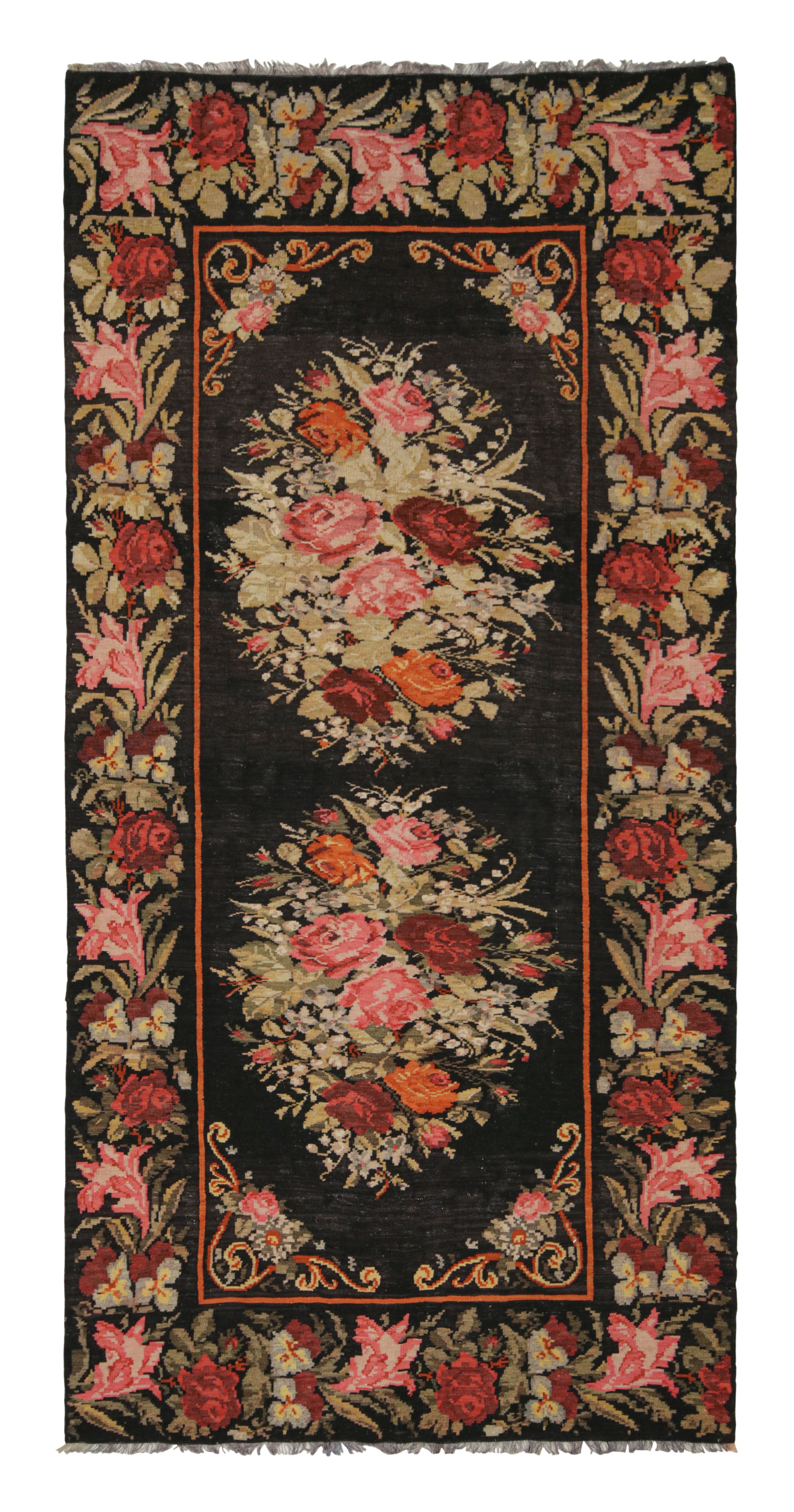 Türkischer roter Vintage-Kelim-Teppich aus Wolle von Rug & Kilim in bessarabischem Design