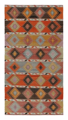 Tapis en laine multicolore bleu, orange et diamant vintage du milieu du siècle dernier de Rug & Kilim