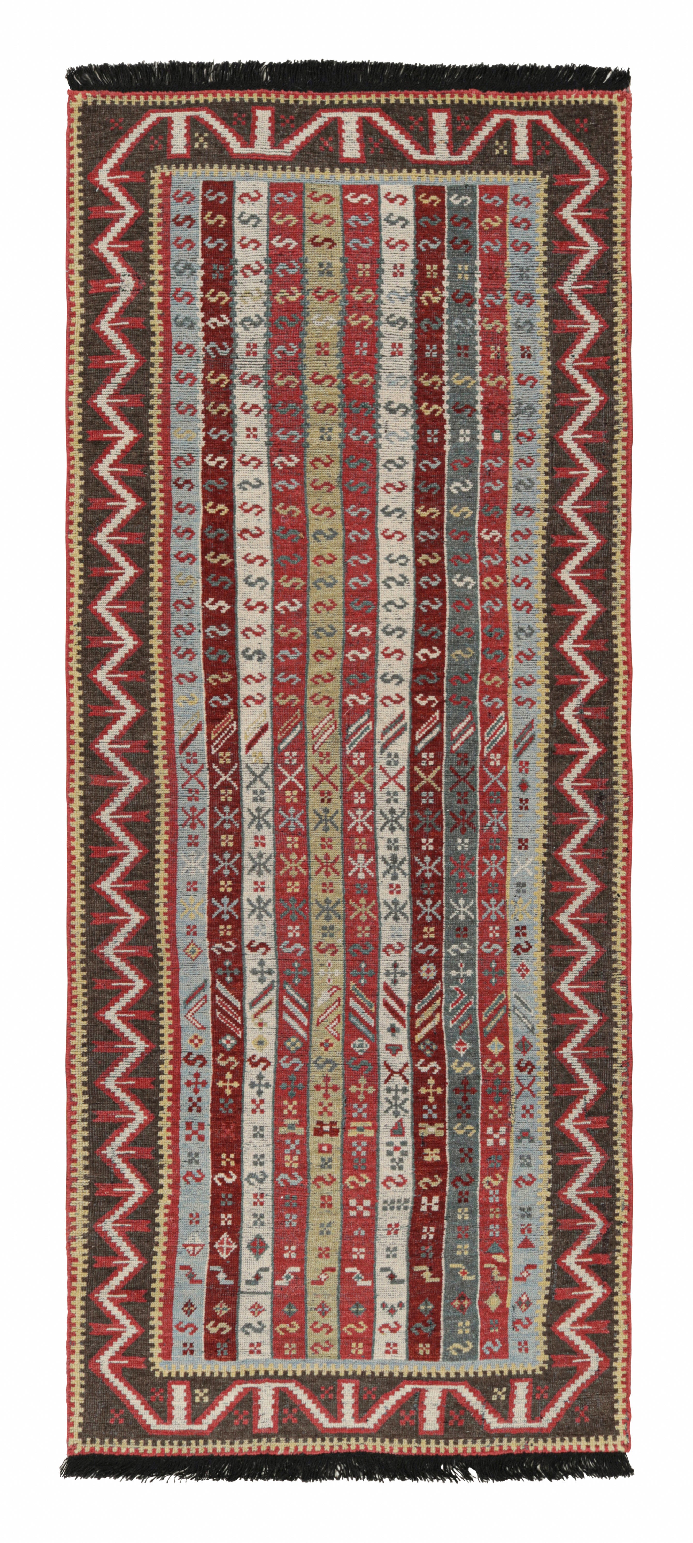 Rug & Kilim, tappeto runner in lana Burano rosso e blu con gancio antico