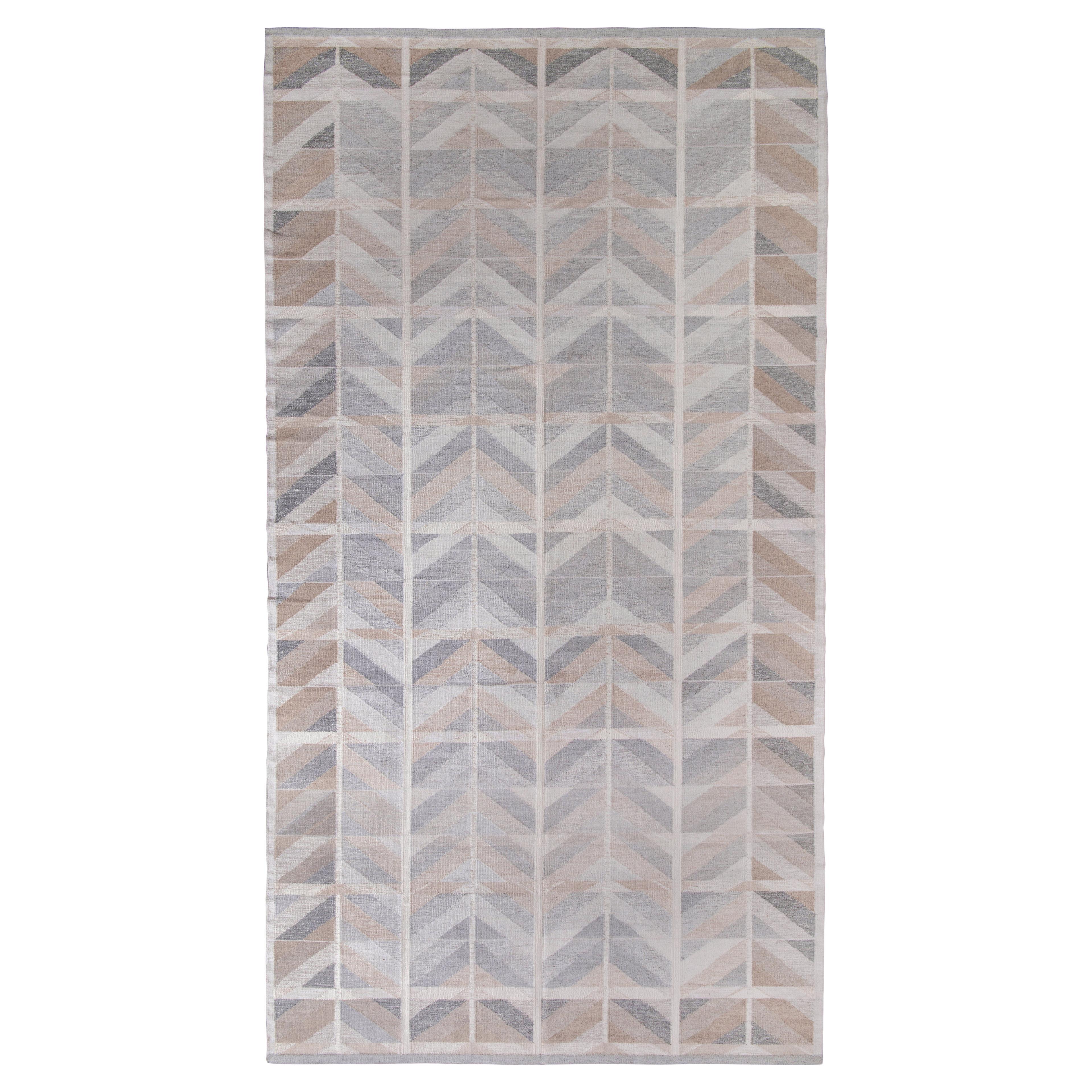 Rug & Kilim’s Scandinavian Style Kilim in Gray and Beige-Brown Chevron Pattern For Sale