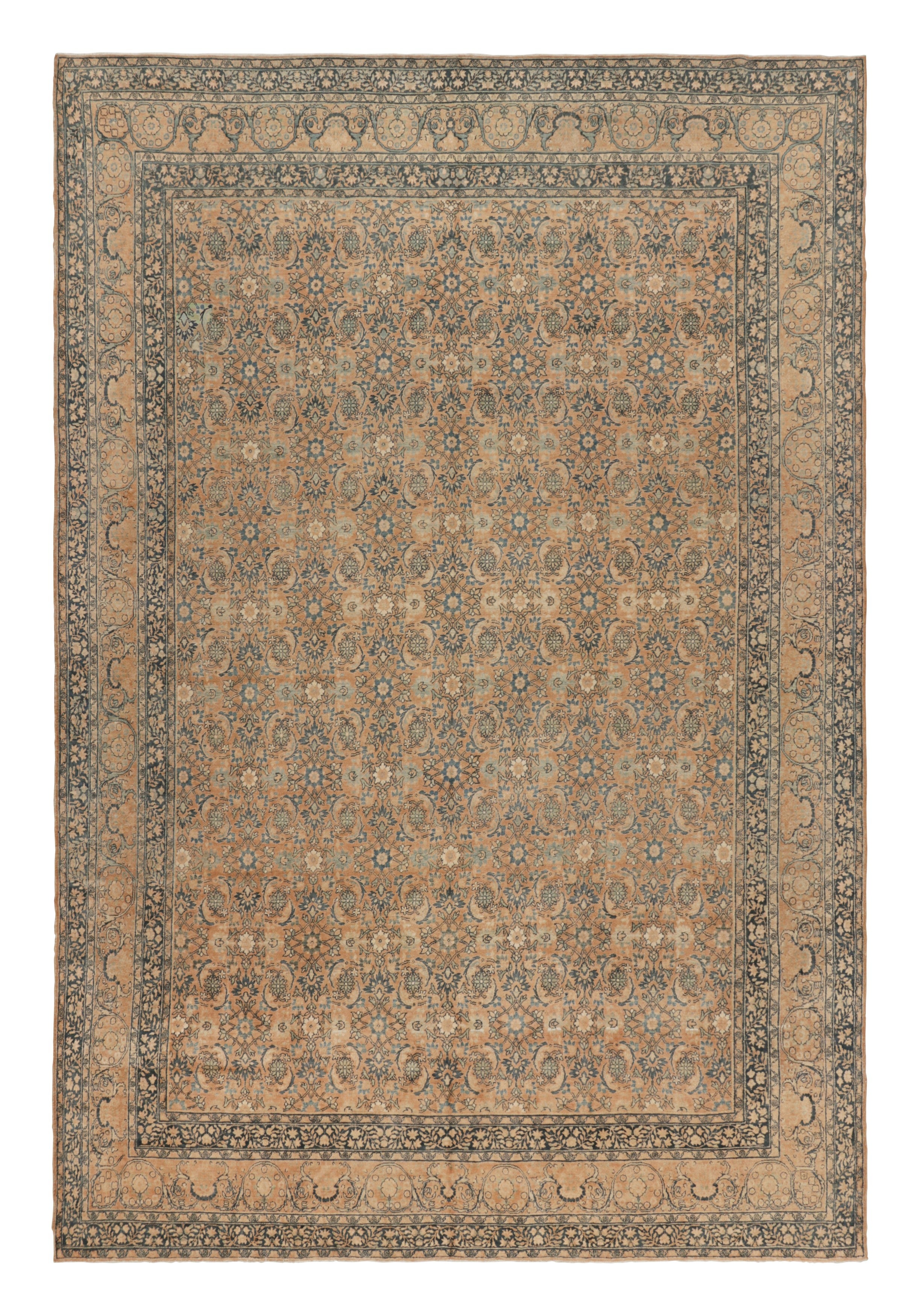 Antiker persischer geblümter Teppich aus Wolle von Kerman in Beige, Braun und Blau