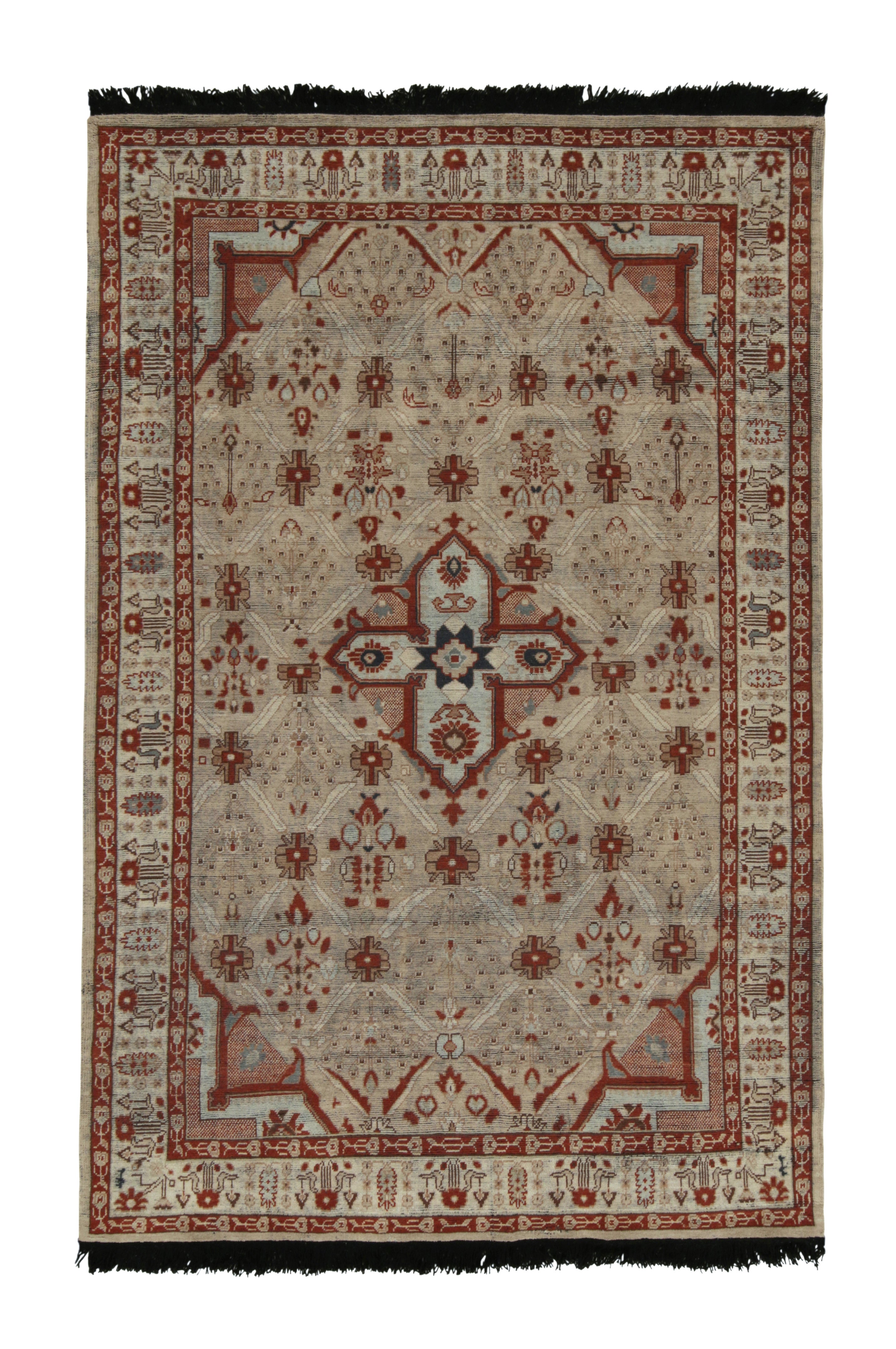 Teppich im Stammes- und Kelim-Stil mit grauen, roten und braunen geometrischen Mustern