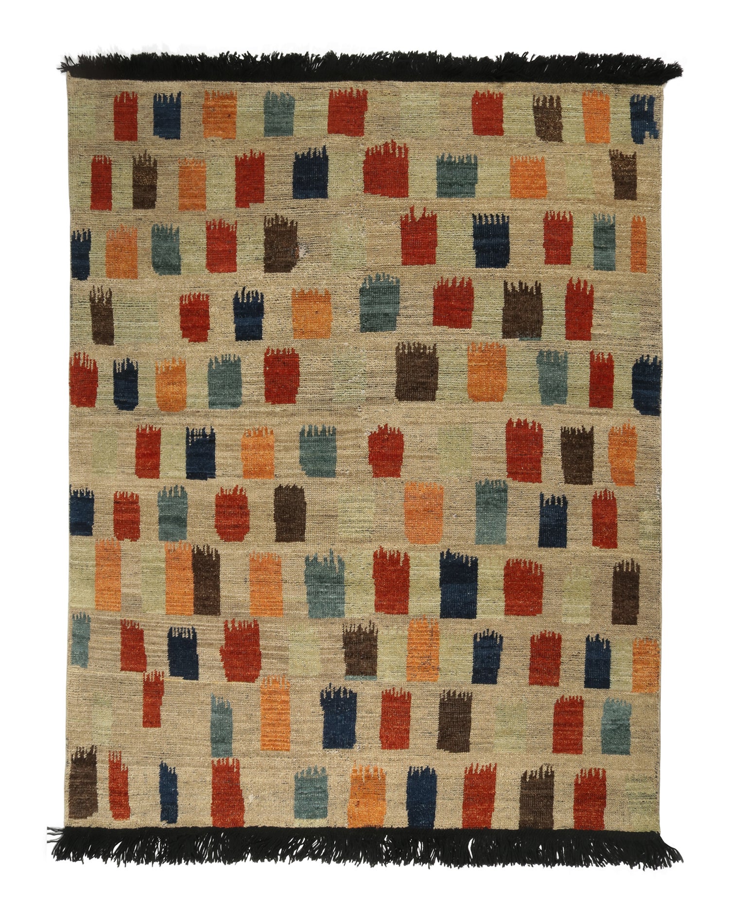Teppich im Stammes- und Kelim-Stil in Beige-Braun mit lebhaftem geometrischem Muster im Angebot