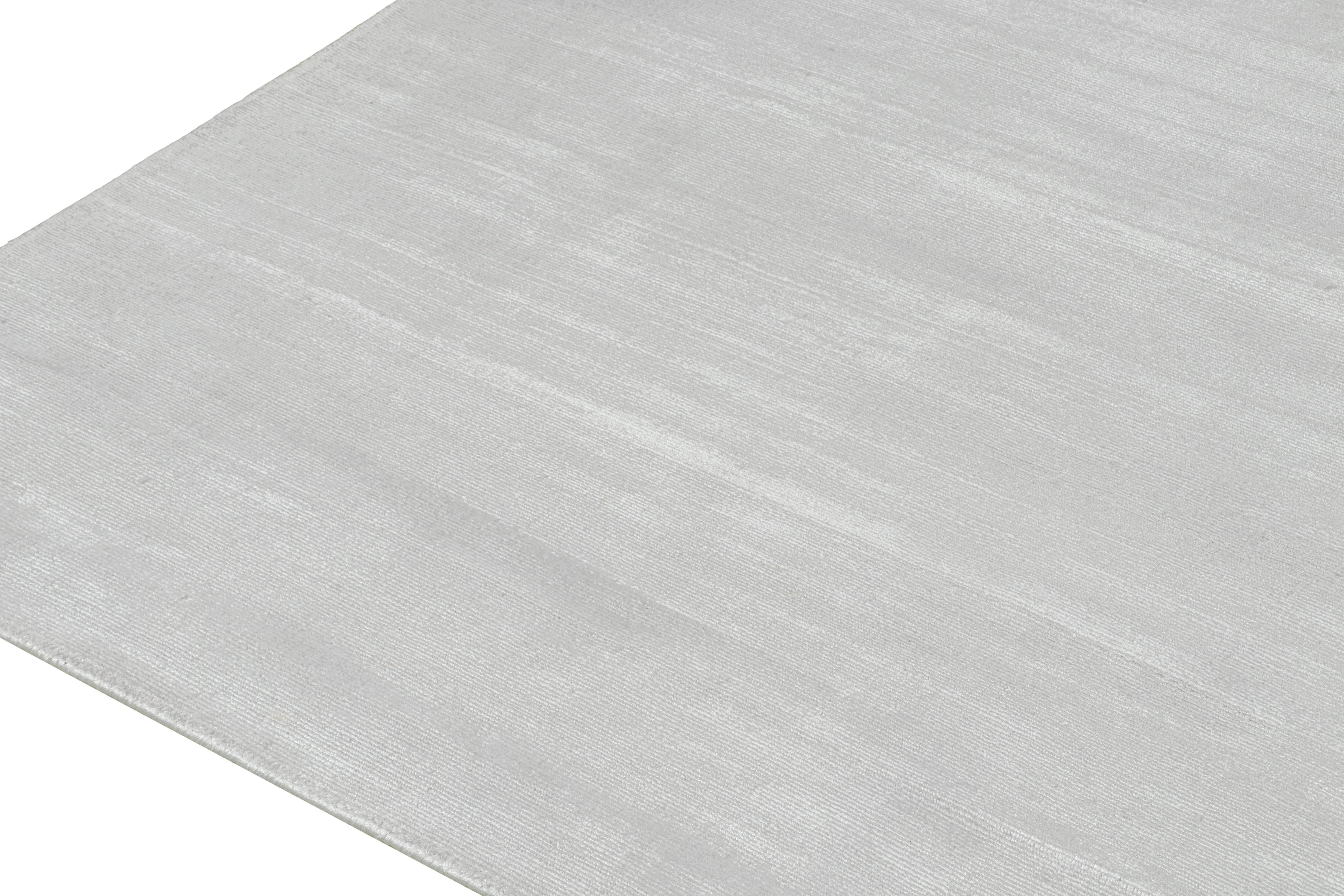 Rug & Kilim’s Modern Rug in Solid Grey and Off-White Striae For Sale