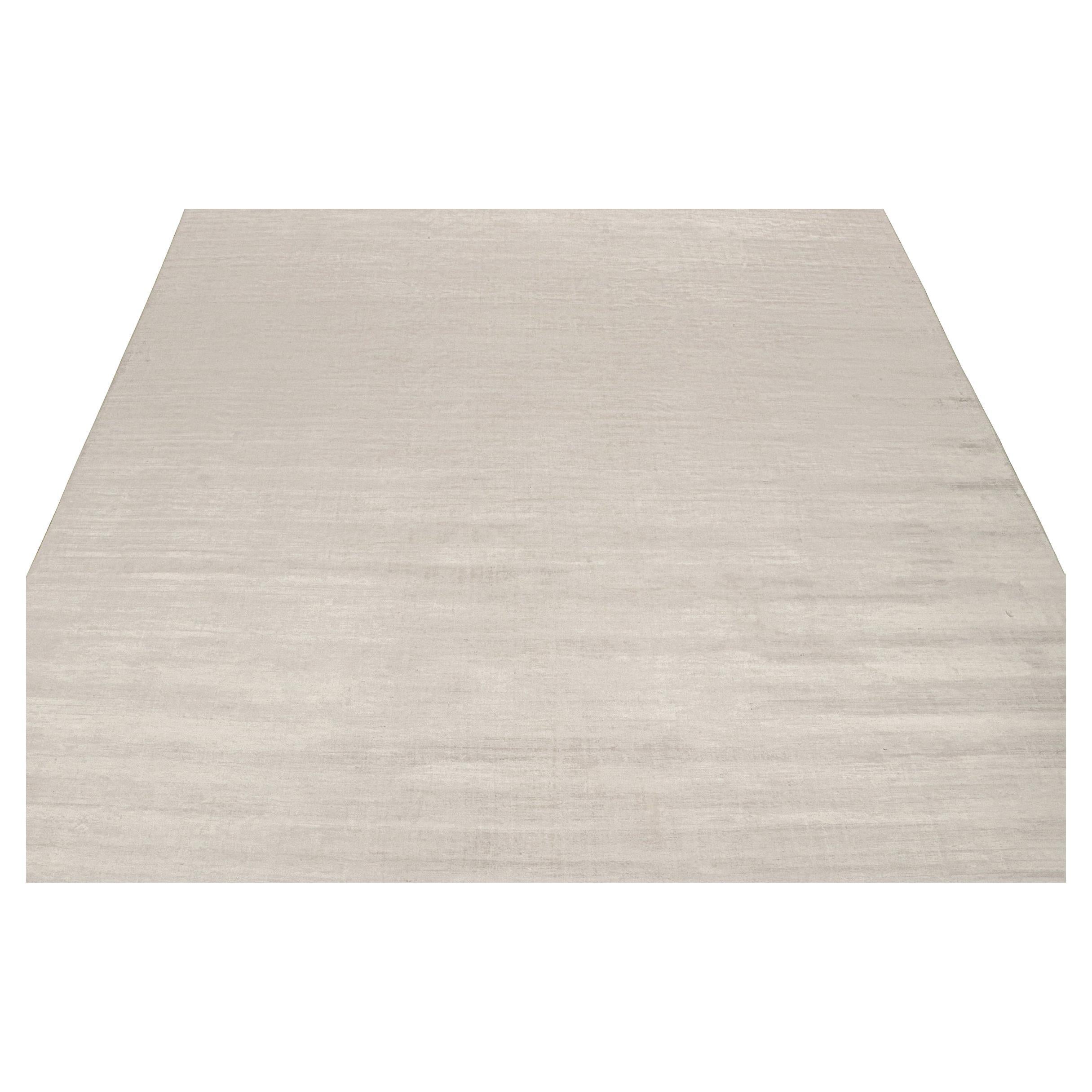 Hand-Knotted Rug & Kilim’s Plain Modern Rug in Solid Silver and Off-White Tone-on-Tone For Sale