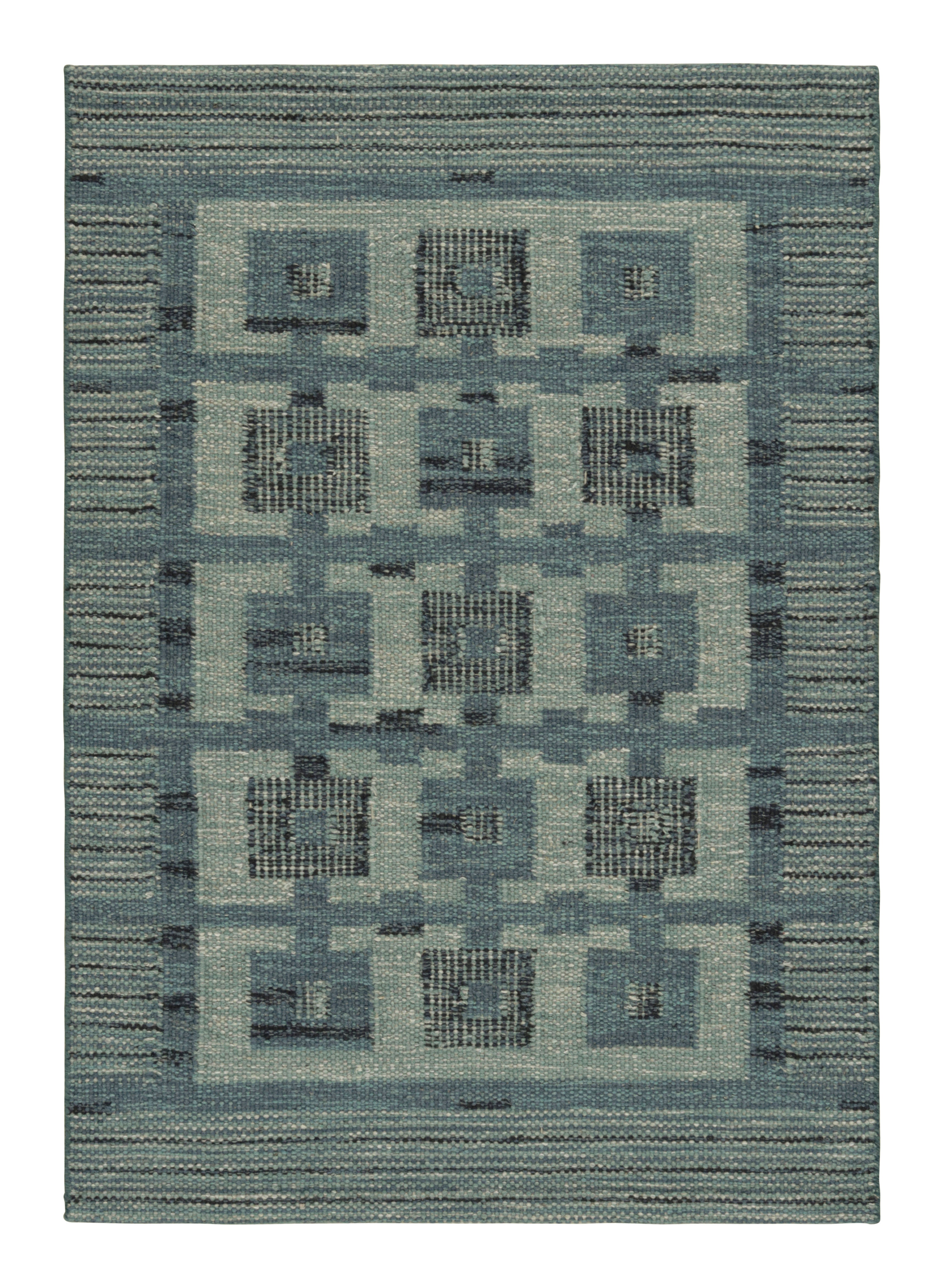 Tapis sur mesure de style scandinave de Rug & Kilim en bleu, avec des motifs géométriques