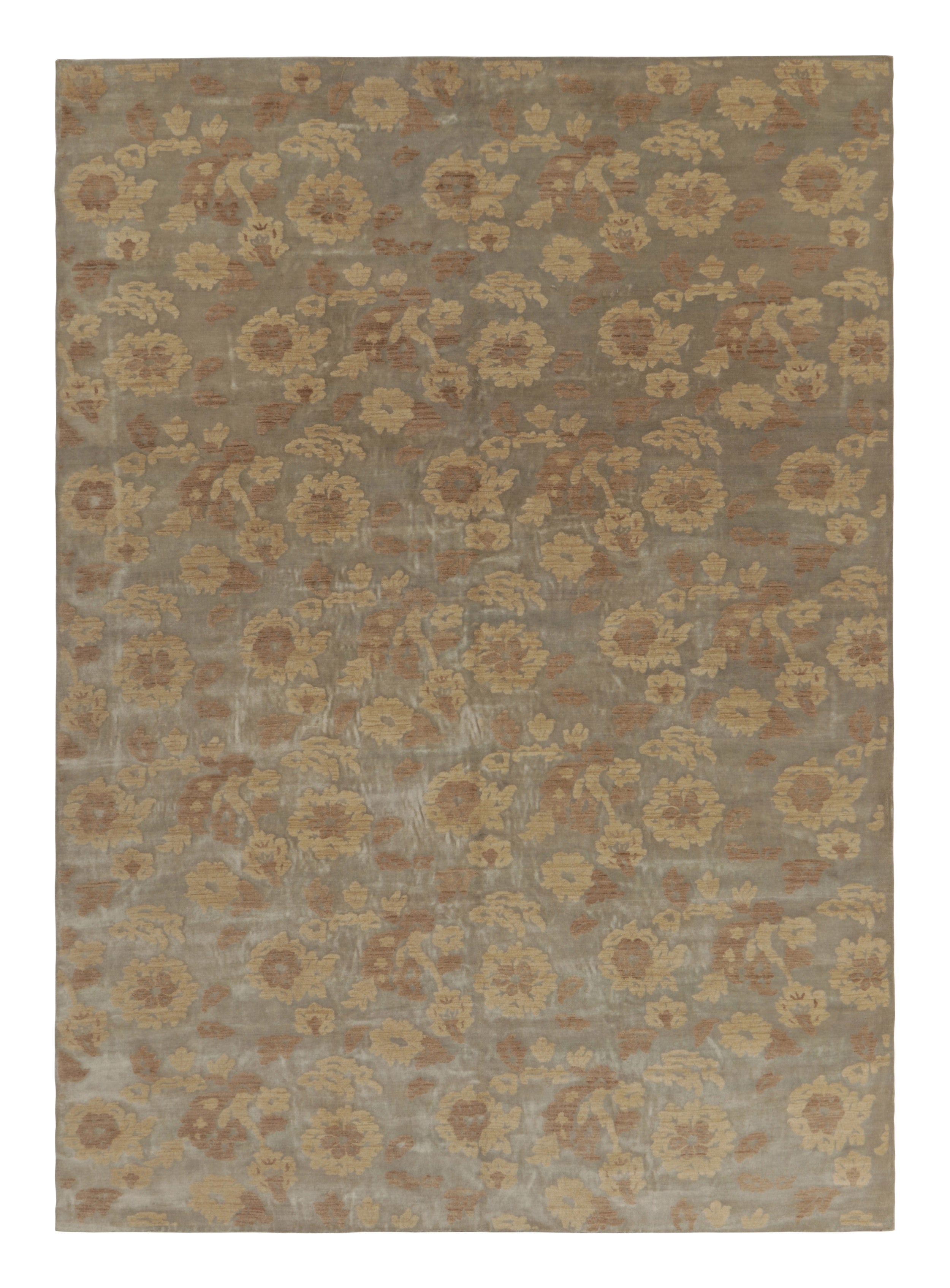 Handgefertigter Contemporary-Teppich von Rug & Kilim in Beige Brown mit Blumenmuster