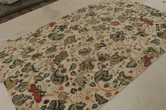 Rug & Kilim’s European Style Flatweave Rug in Cream with Floral Patterns ‘Tudor’