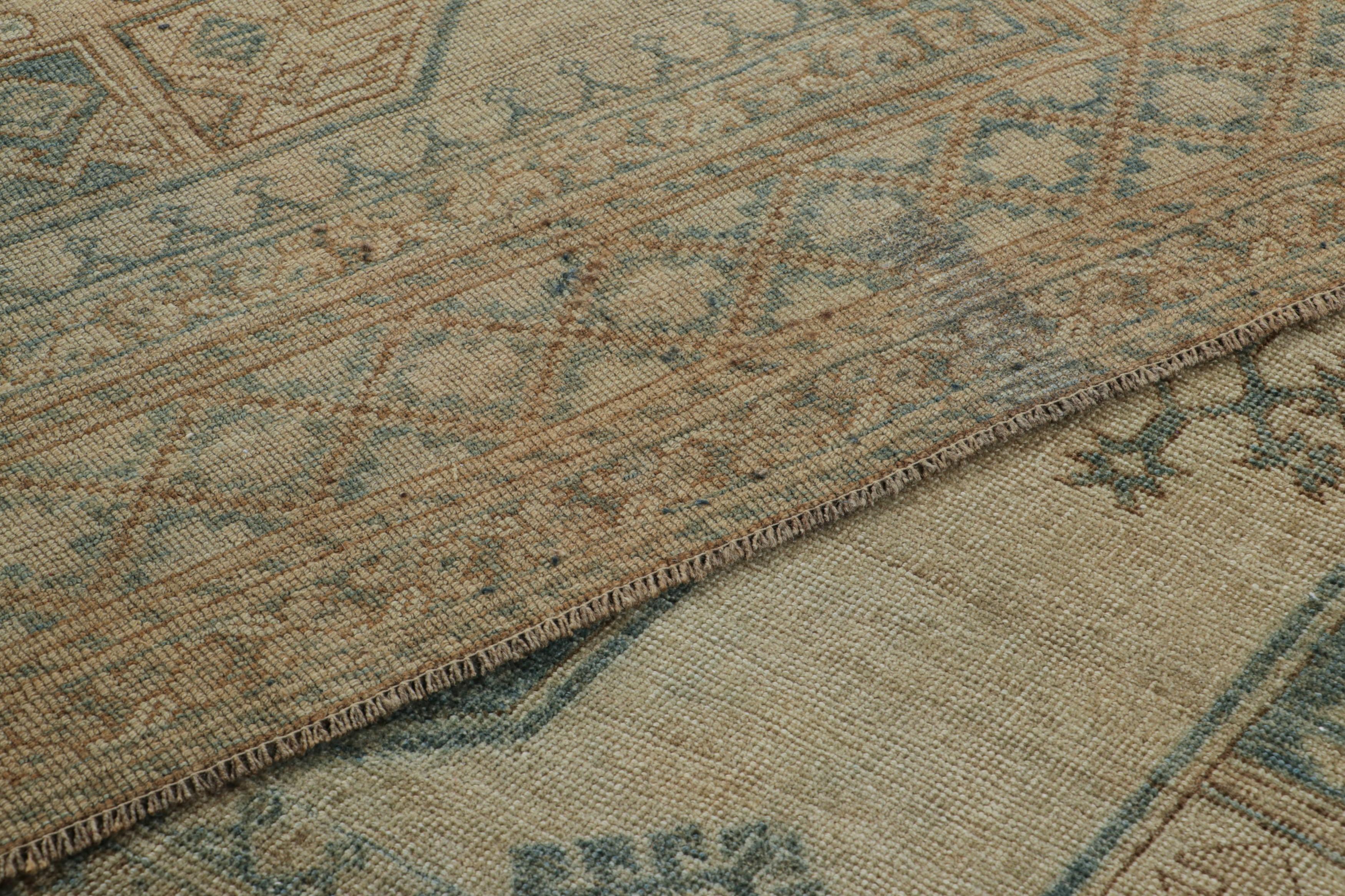 Alfombra vintage Ersari con motivos geométricos beige-marrón y verde azulado, de Rug & Kilim Lana en venta